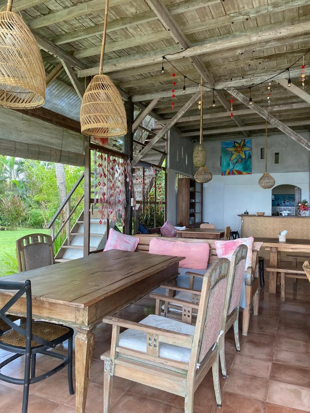 Restaurant/places to eat in Pondok Pisang Candidasa