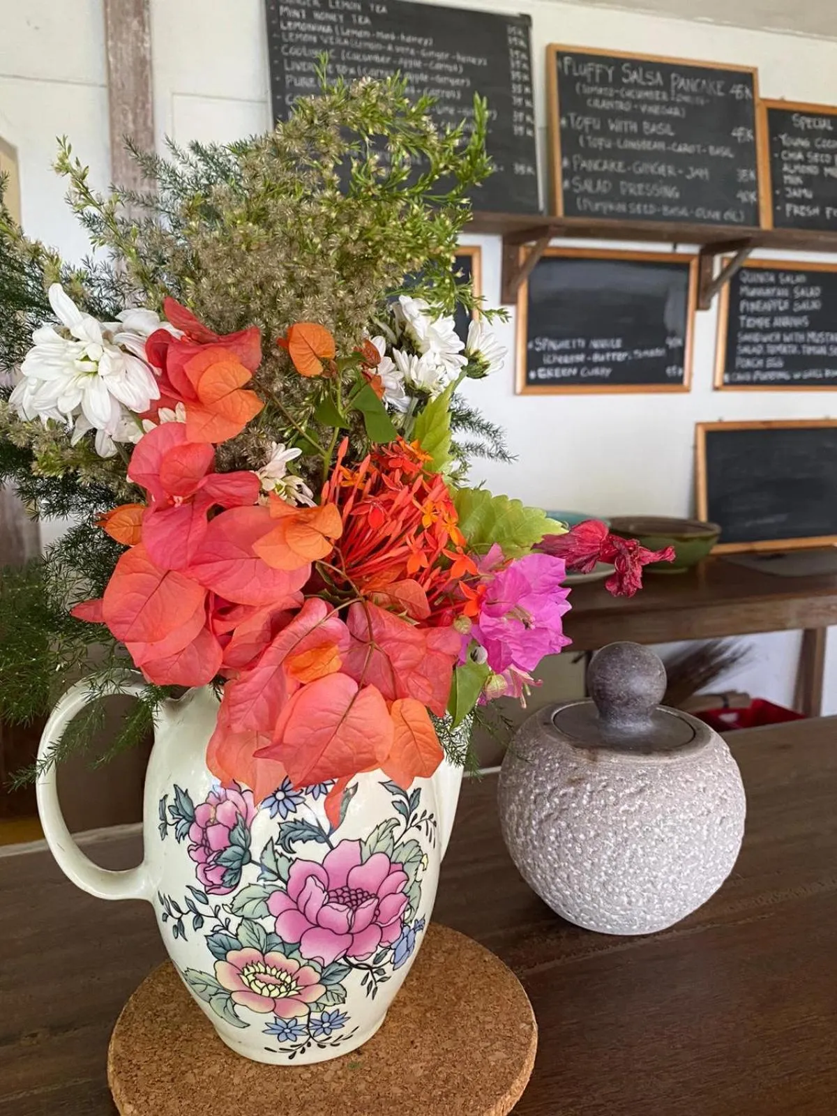 Restaurant/places to eat in Pondok Pisang Candidasa