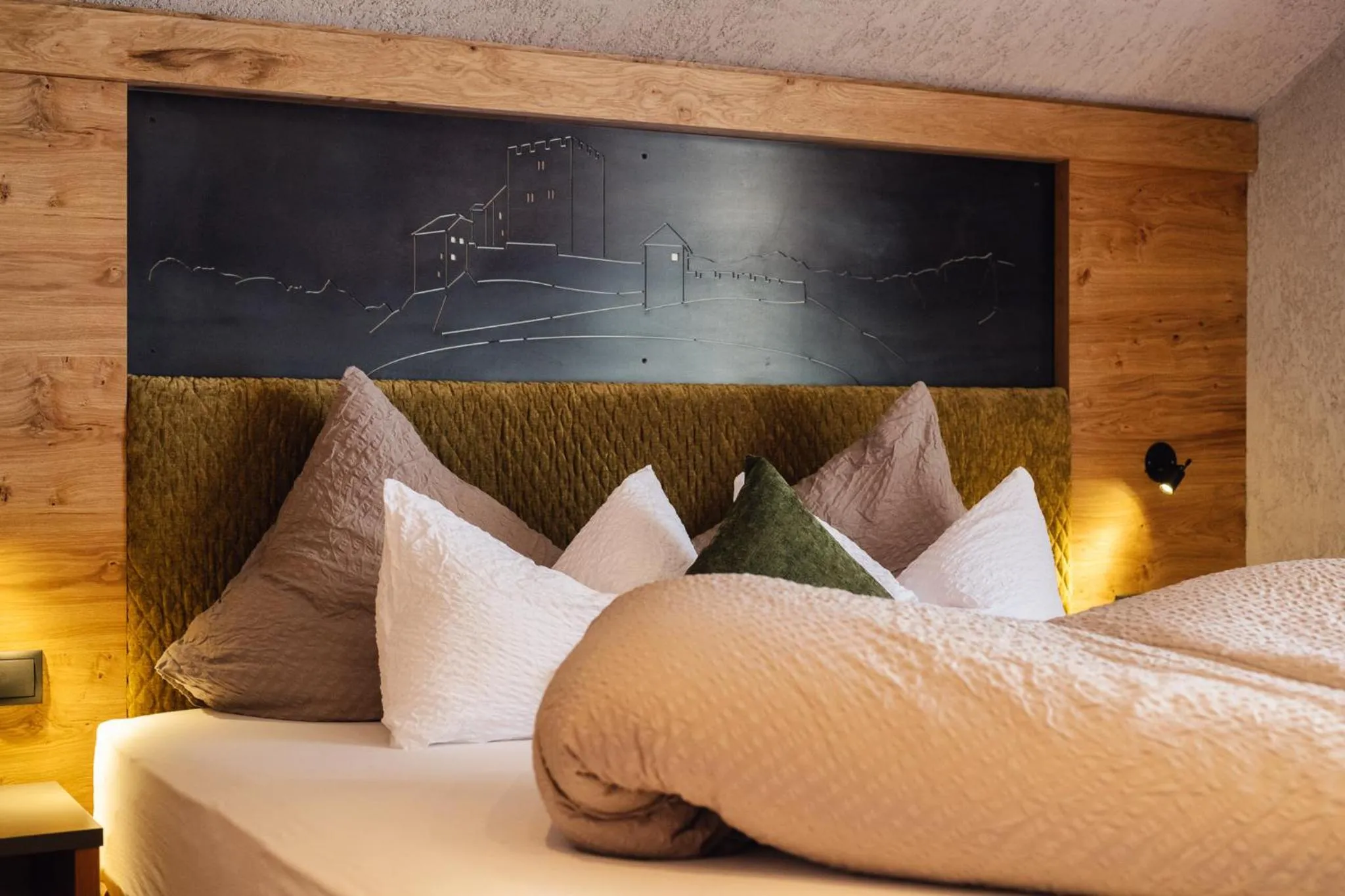 Bedroom, Bed in Die Reblaus