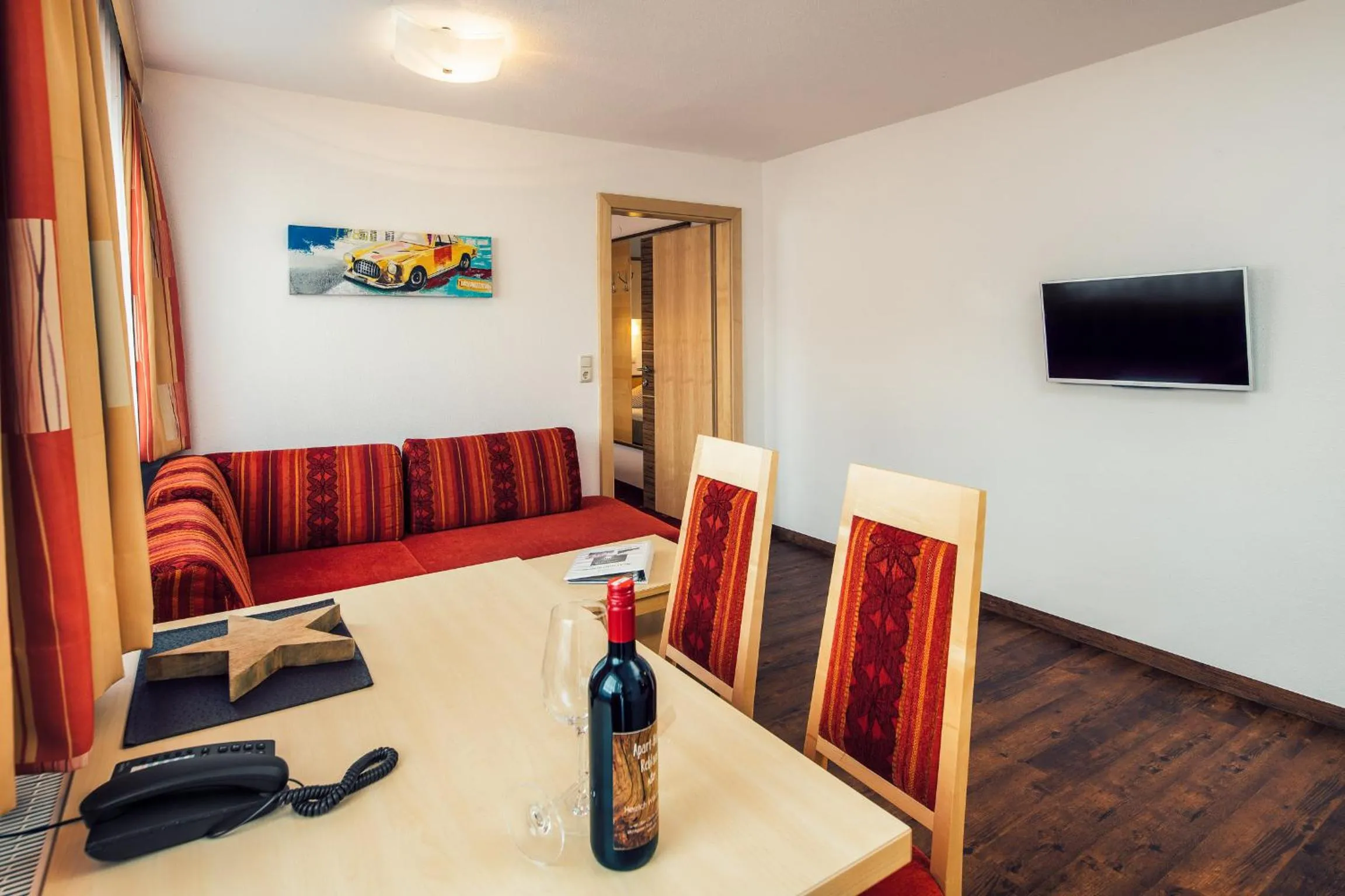 TV and multimedia in Die Reblaus