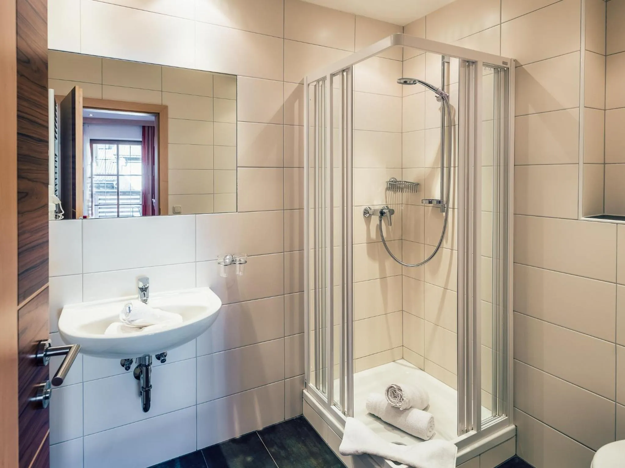 Bathroom in Die Reblaus