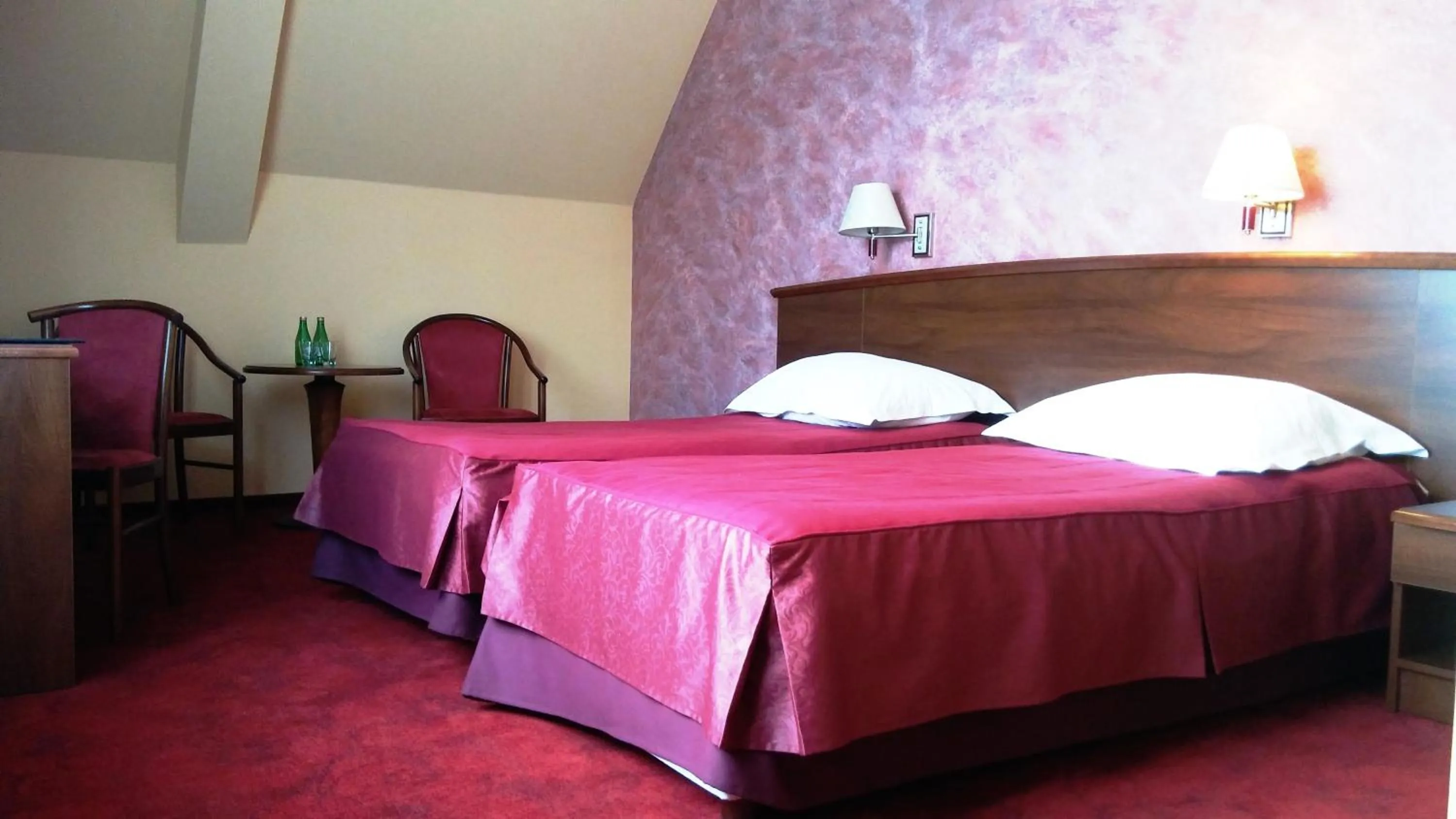 Photo of the whole room, Bed in Hotel Zawiercie