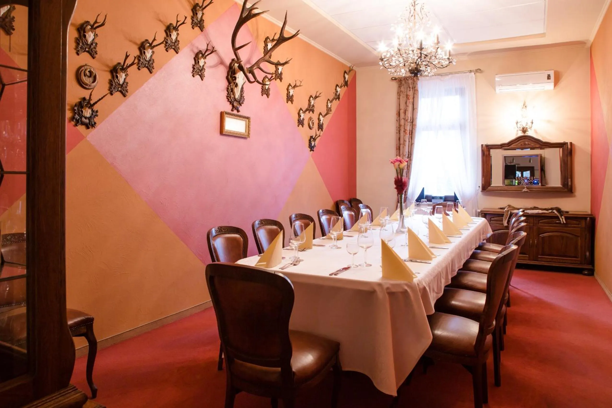 Restaurant/places to eat in Hotel Zawiercie