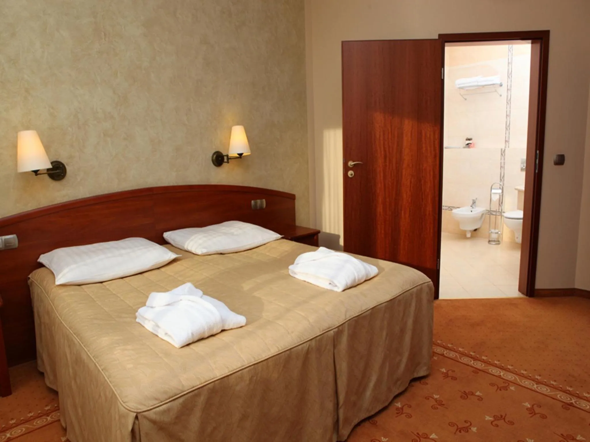 Photo of the whole room, Bed in Hotel Zawiercie