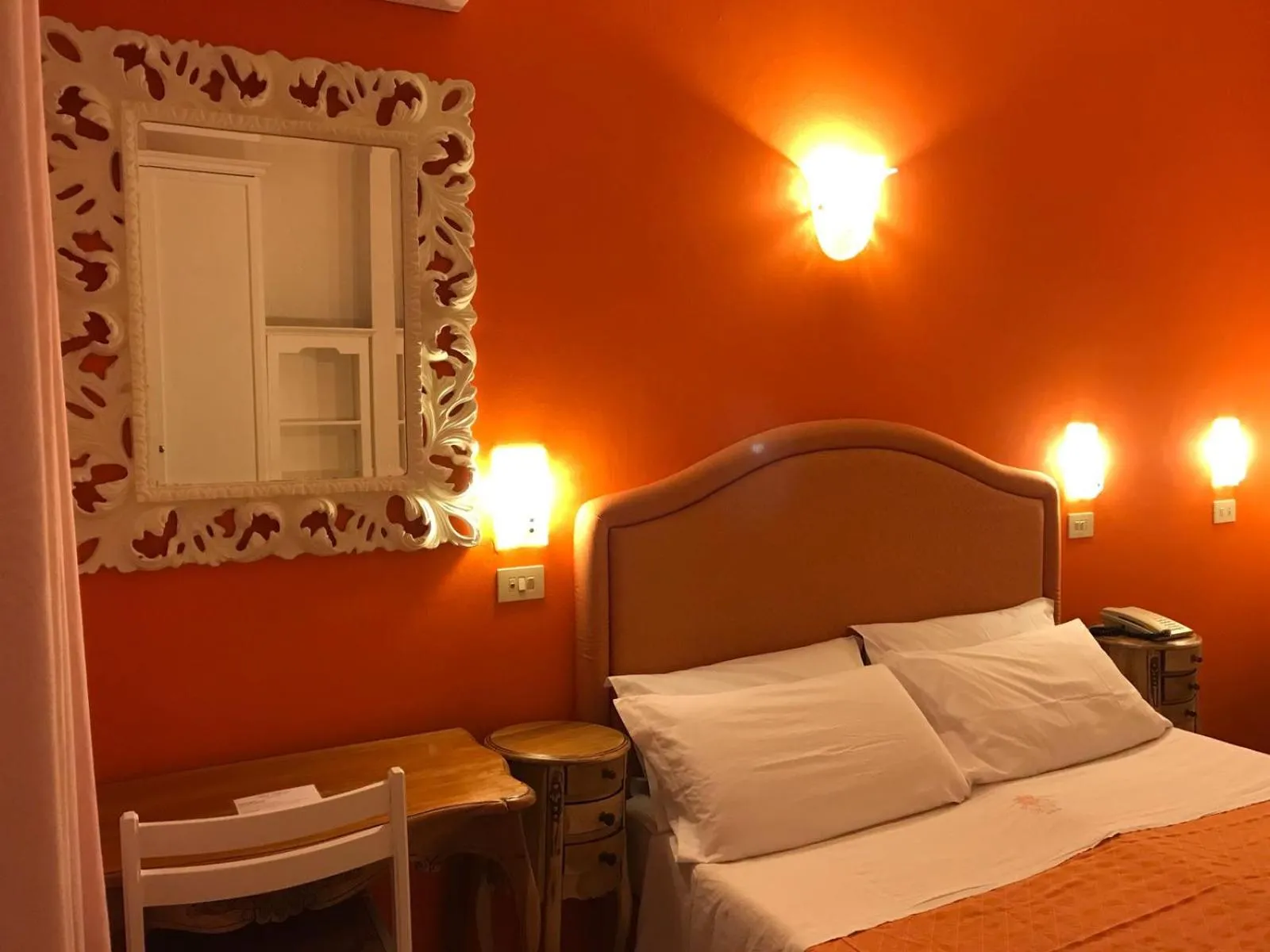 Bed in Hotel Negresco