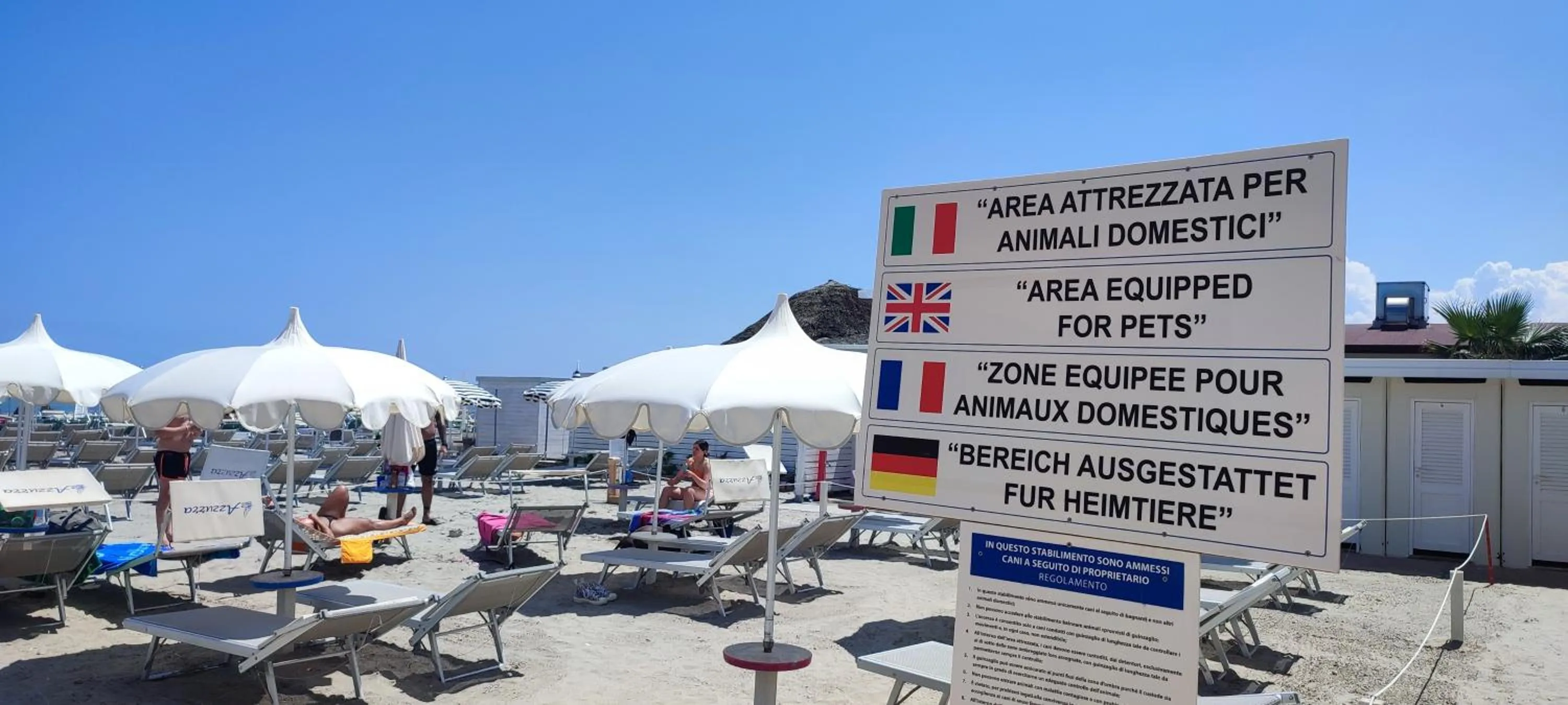 Beach in Hotel Negresco