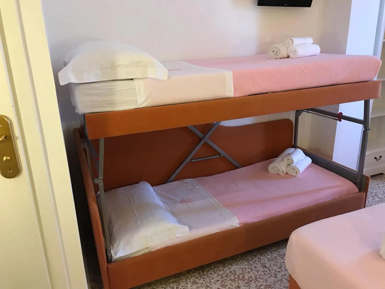 bunk bed in Hotel Negresco