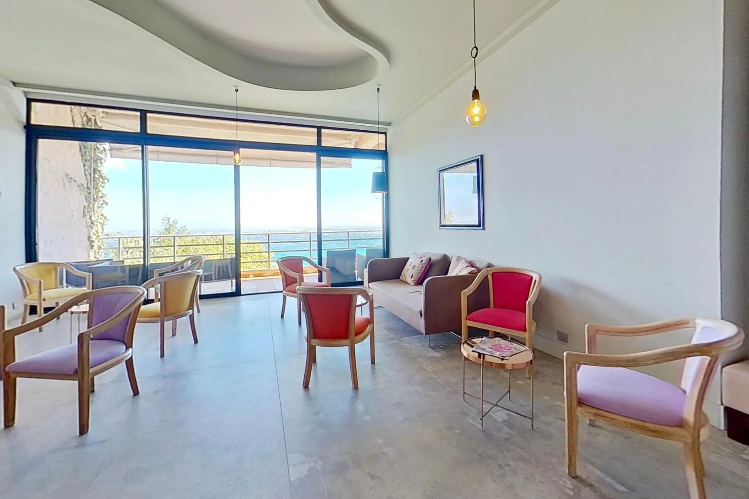 Living room in Alivi