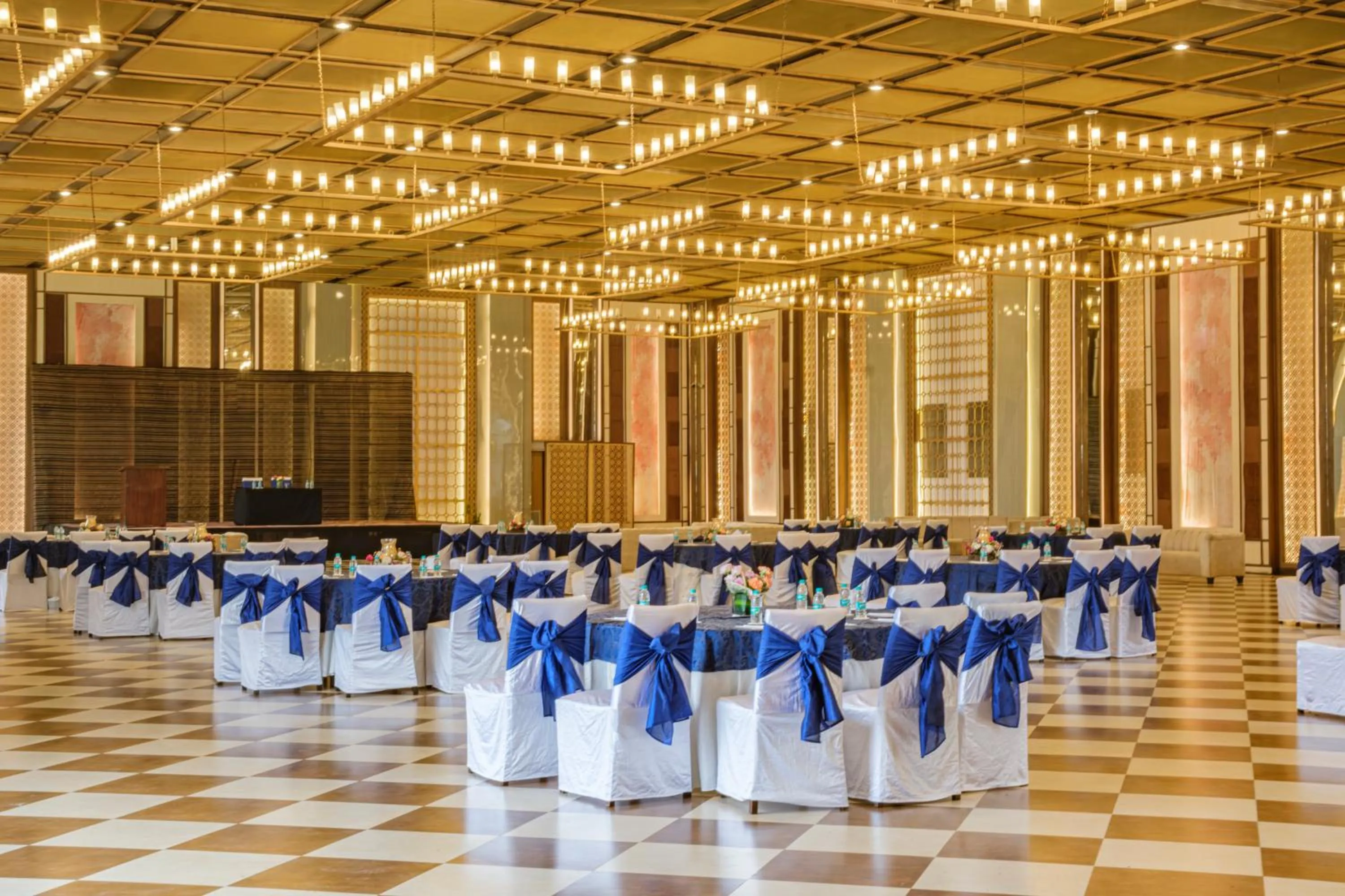 Banquet/Function facilities in Opulent by Udman Chhattarpur