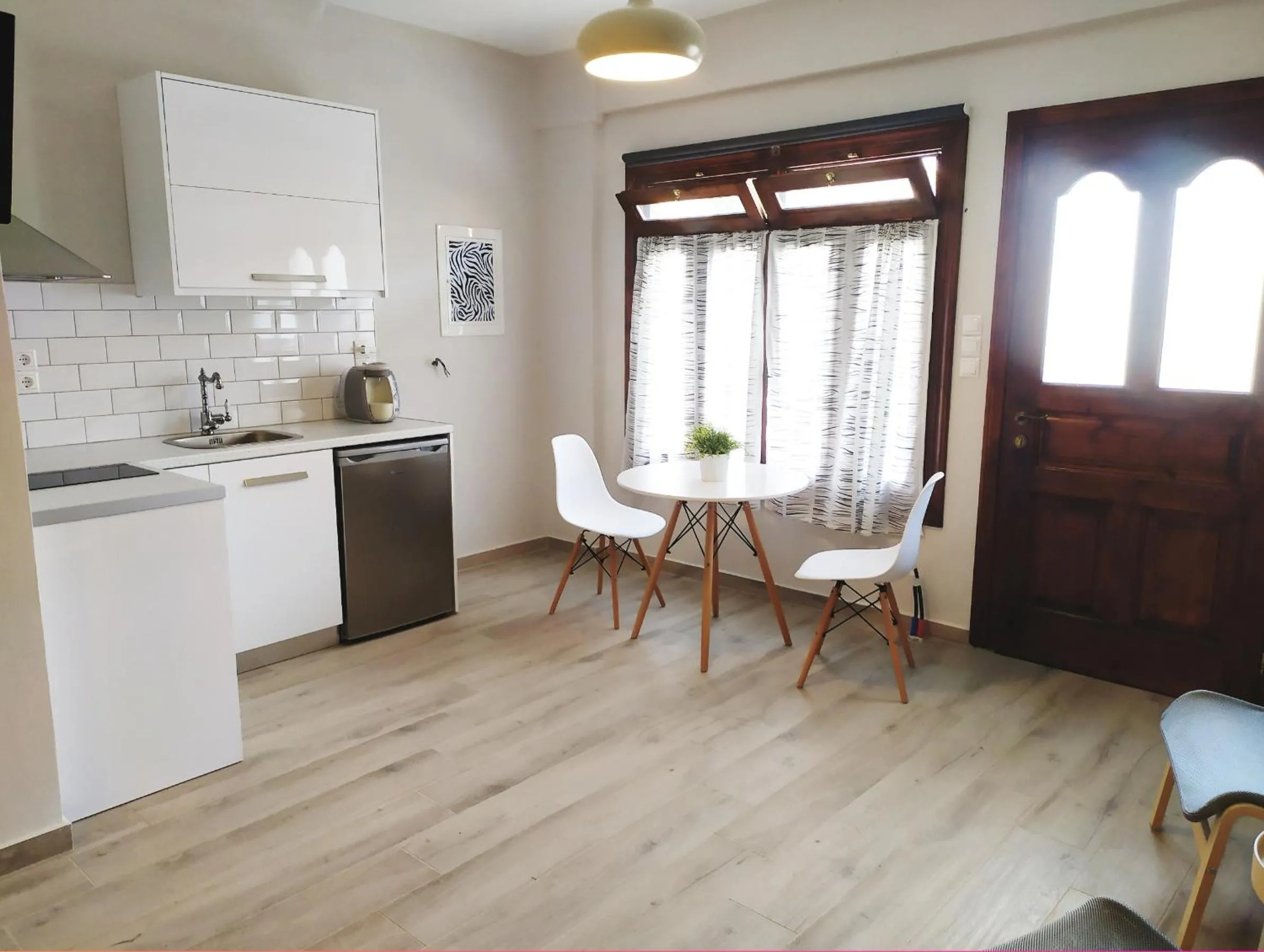 Kitchen or kitchenette in Elias Apartments
