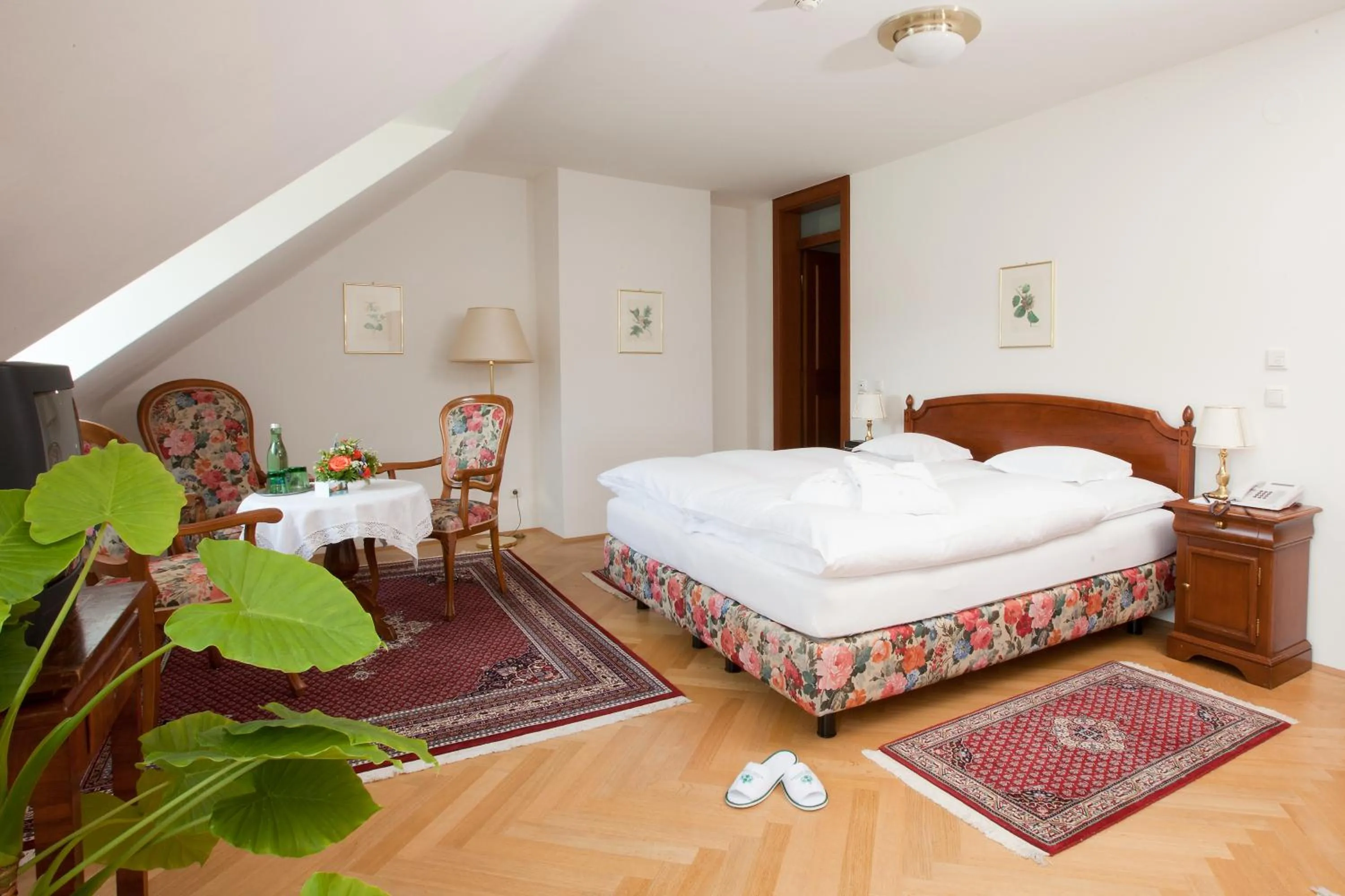 Bed in Hotel Richard Löwenherz