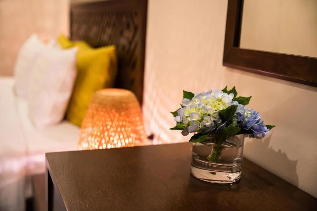 Living room in Hanoi Lakeside Premium Hotel & Travel