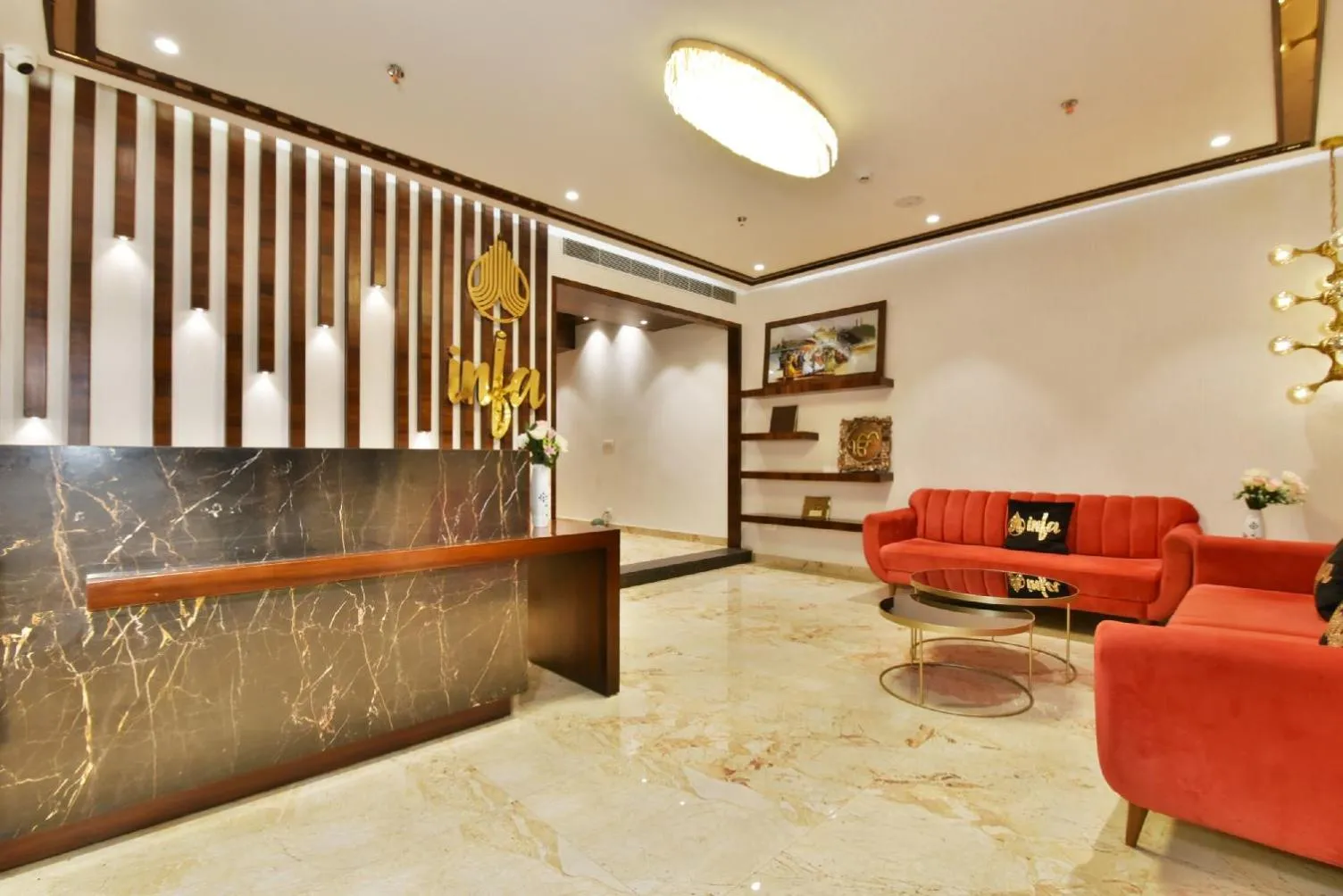 Lobby or reception in Hotel Infa - 400m From Golden Temple