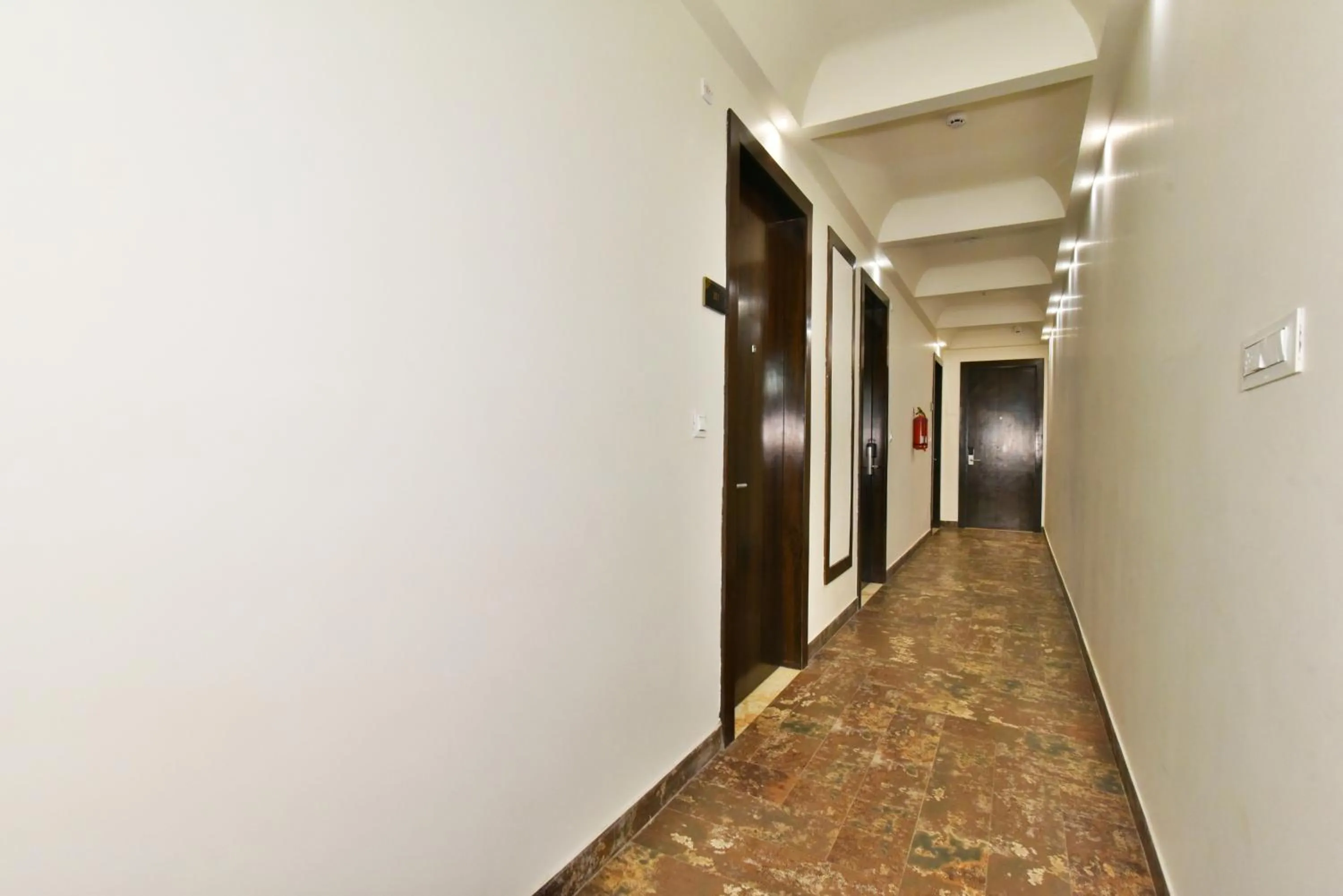 Property building in Hotel Infa - 400m From Golden Temple