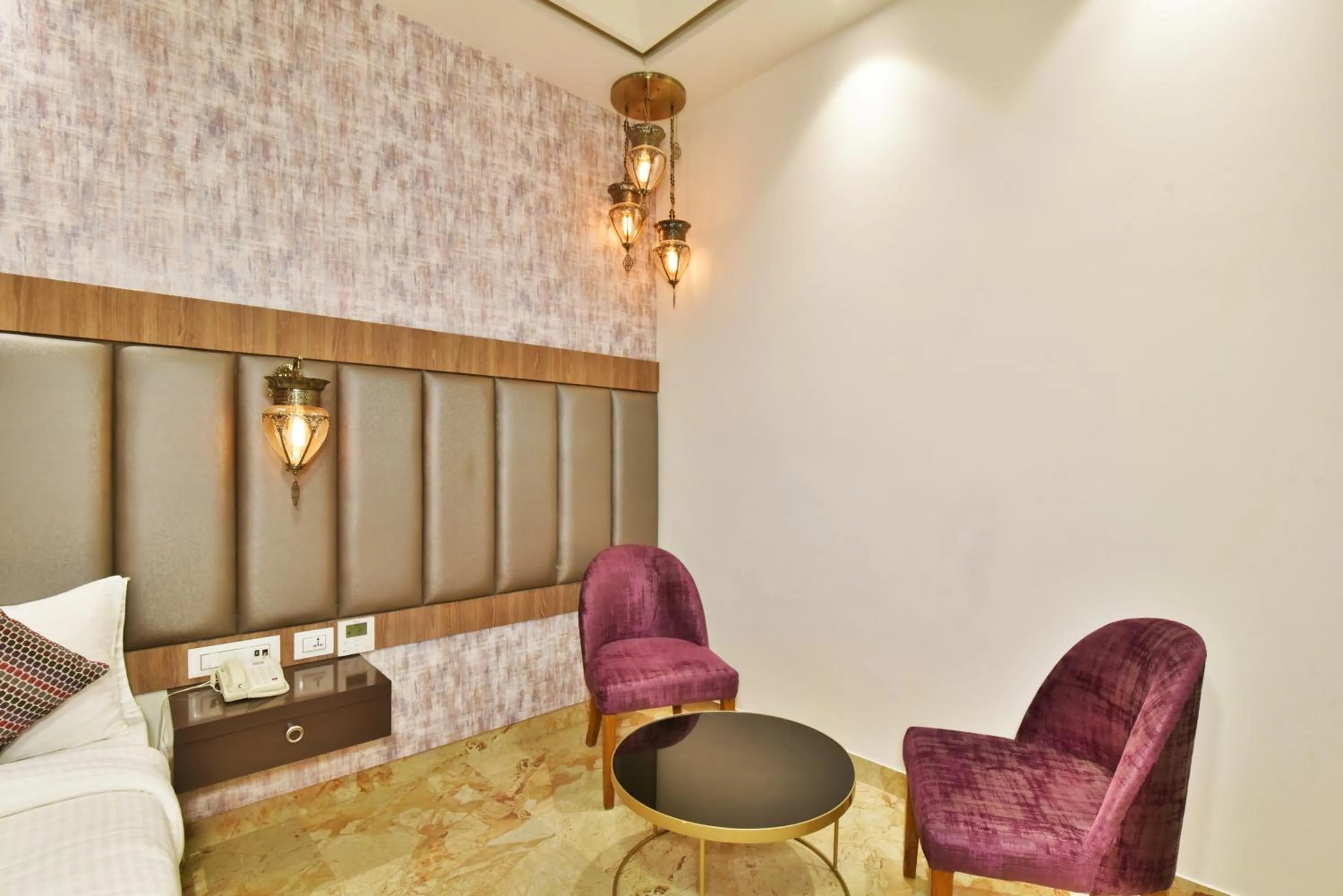 Bedroom in Hotel Infa - 400m From Golden Temple