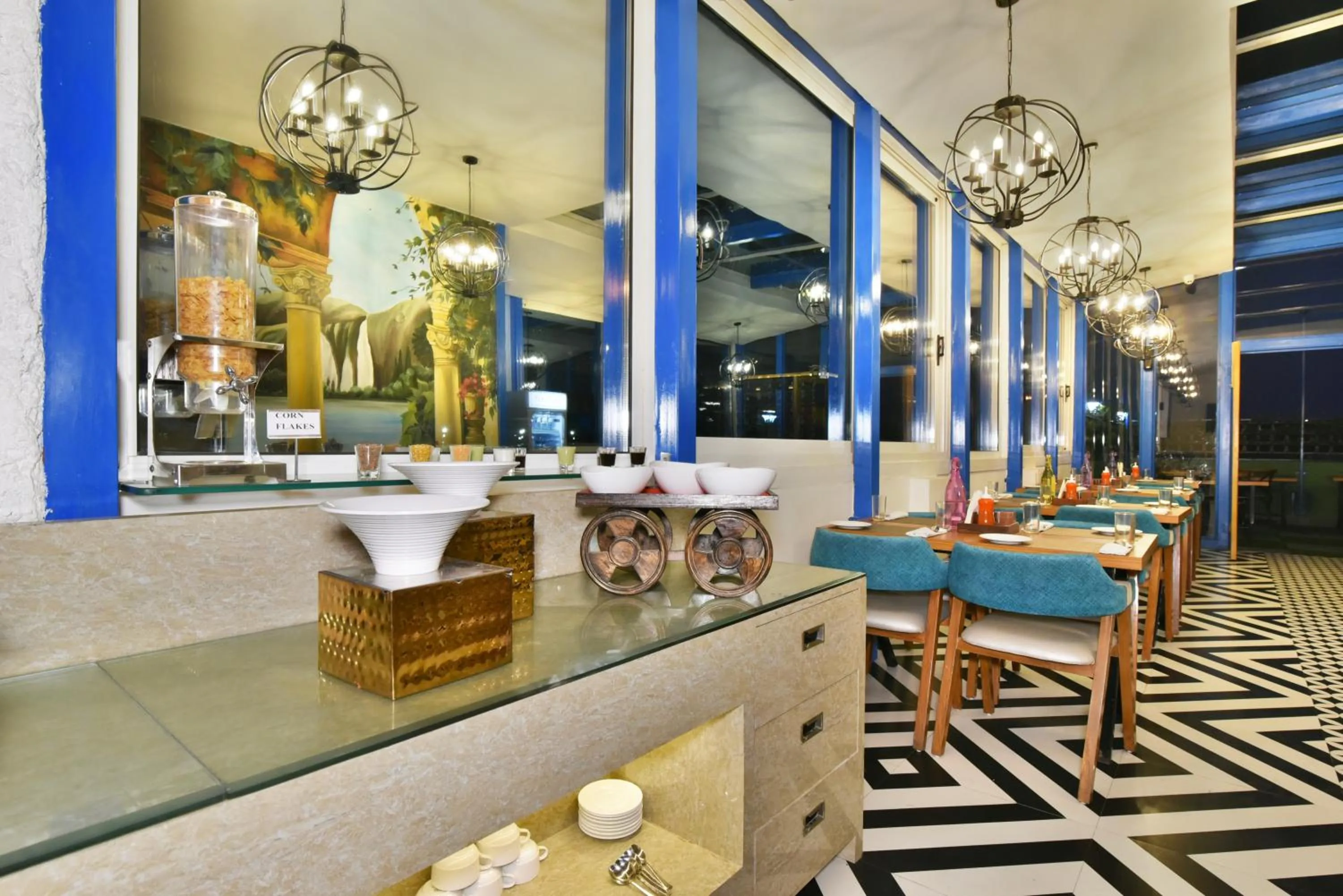 Lounge or bar in Hotel Infa - 400m From Golden Temple