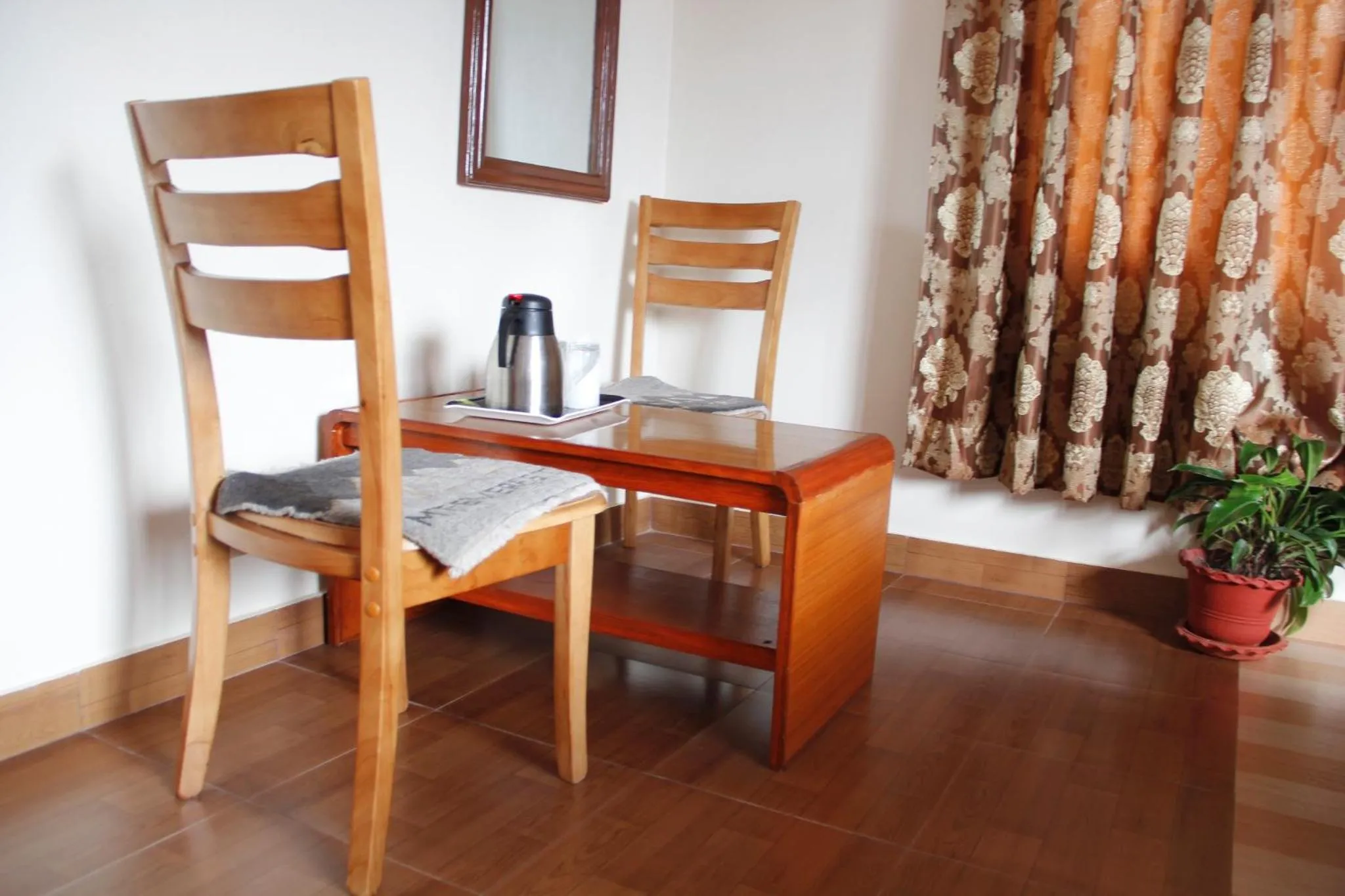 Living room in Hotel Asia