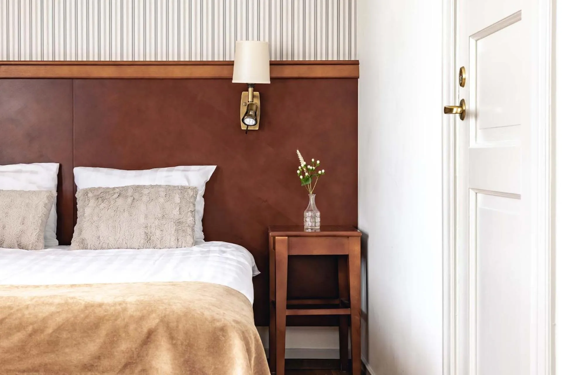 Bed in Best Western Strand Hotel