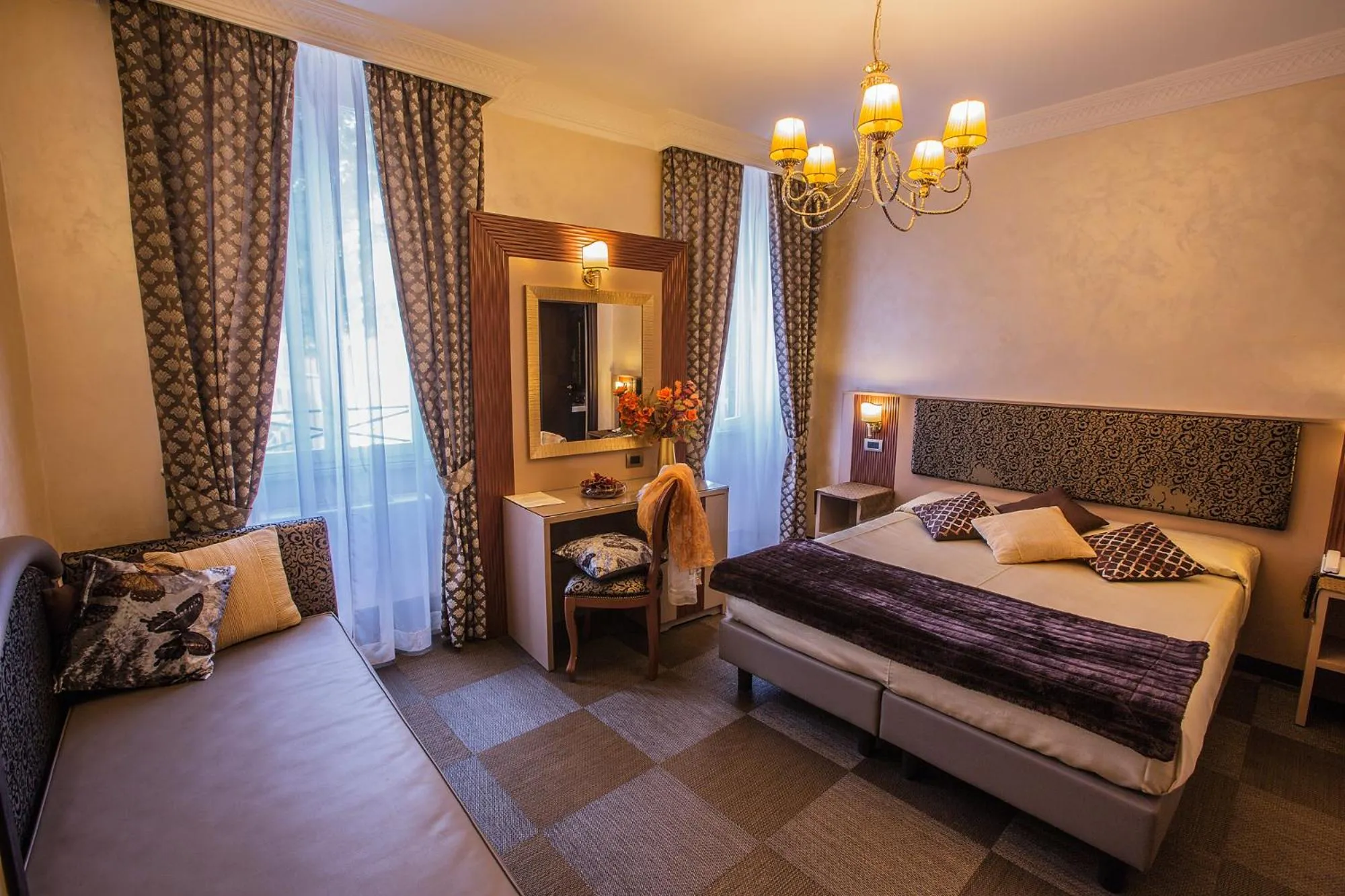 Photo of the whole room, Bed in Hotel Romano