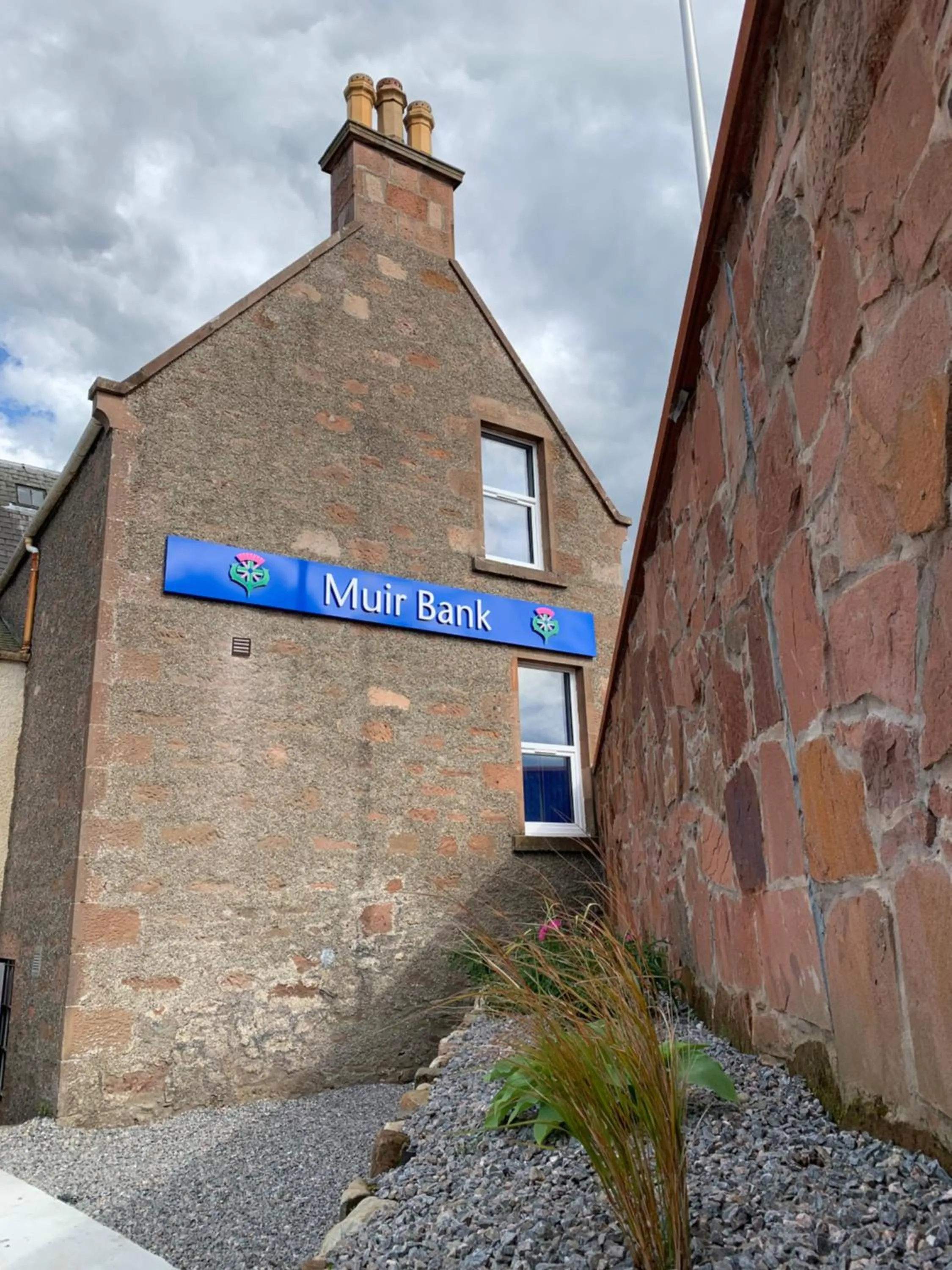 Property building in Muir Bank