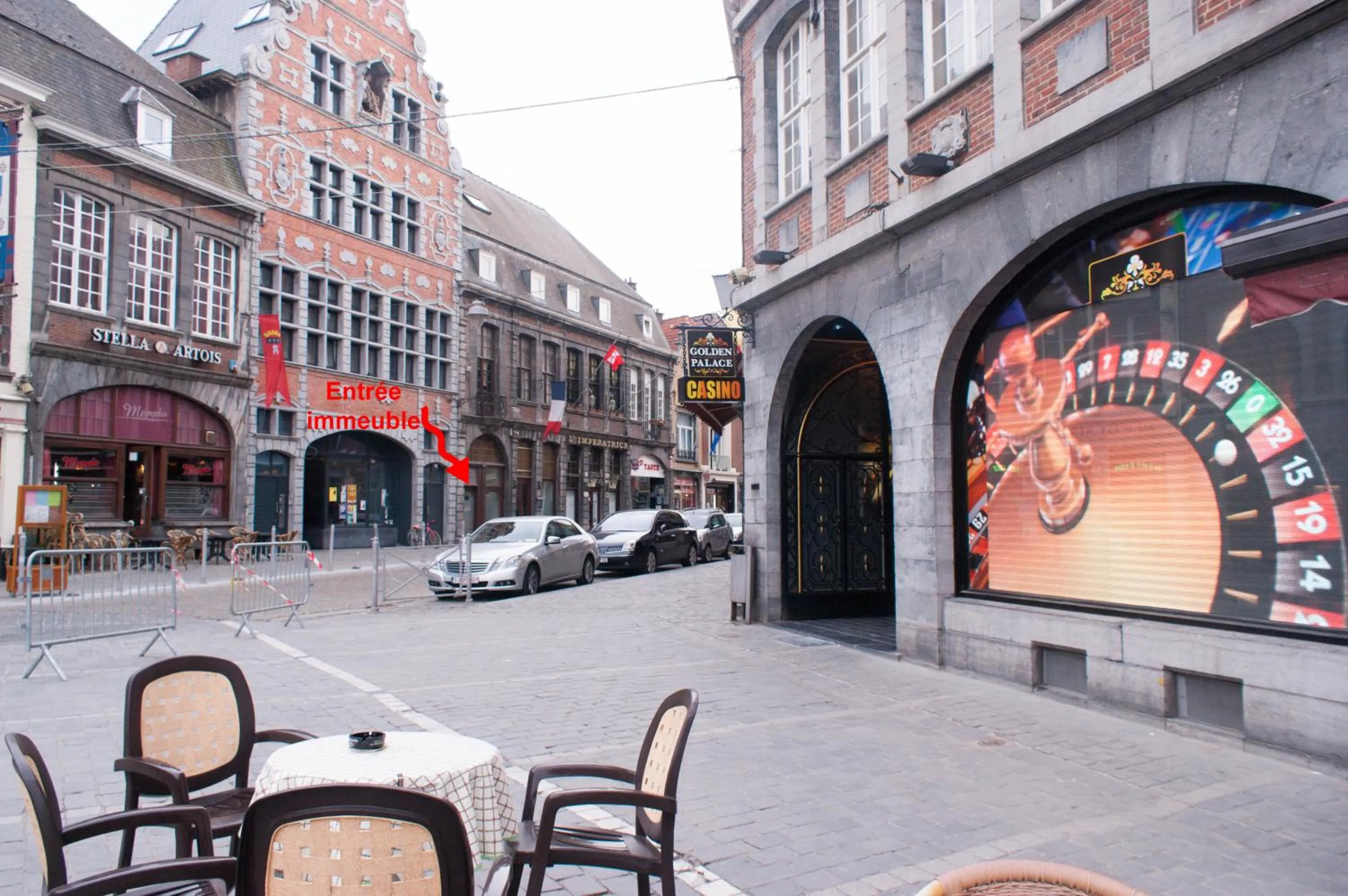 Nearby landmark in Les studios de la grand Place
