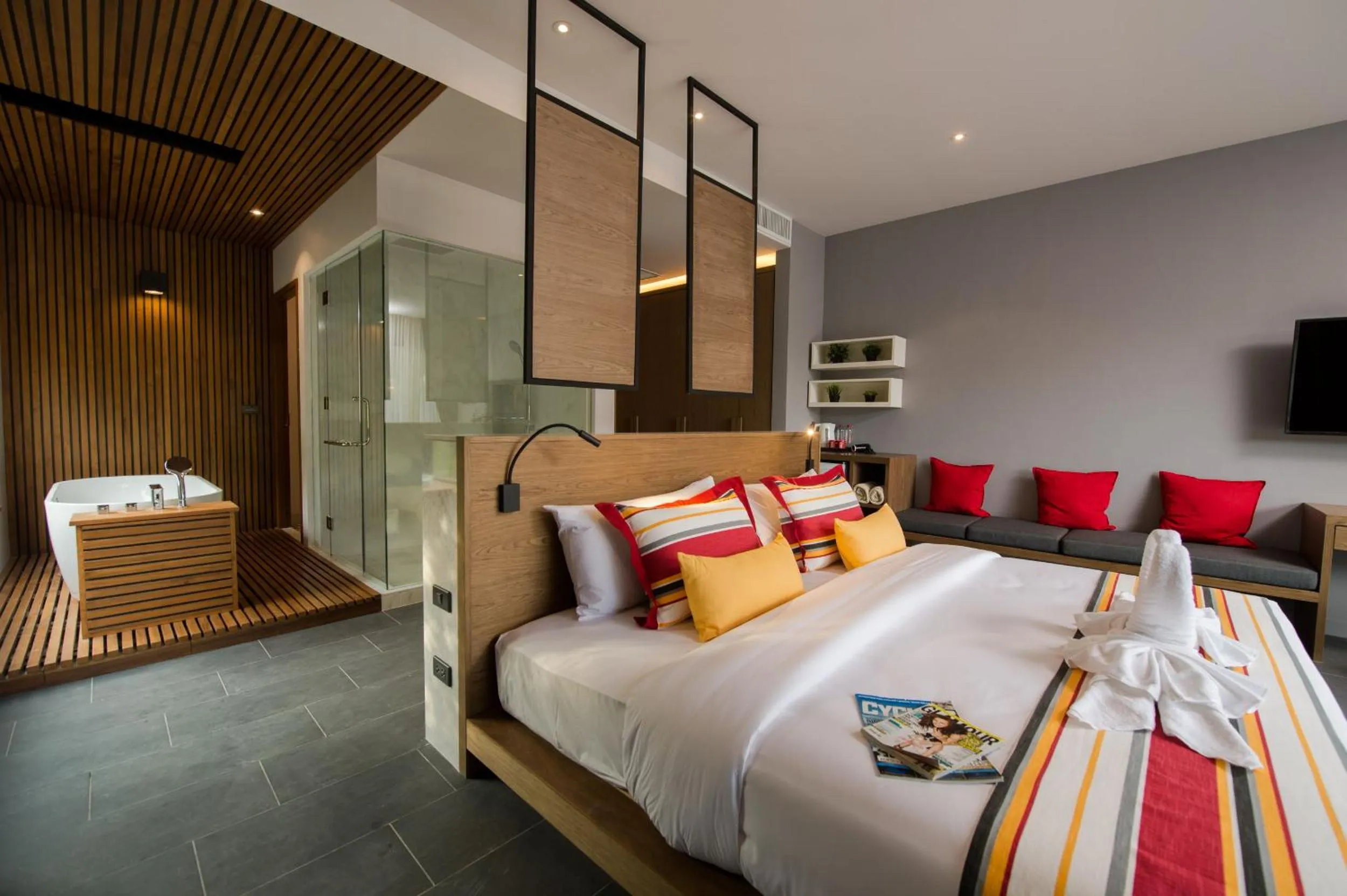 Bedroom, Bed in The Gallery Hotel Nai Harn