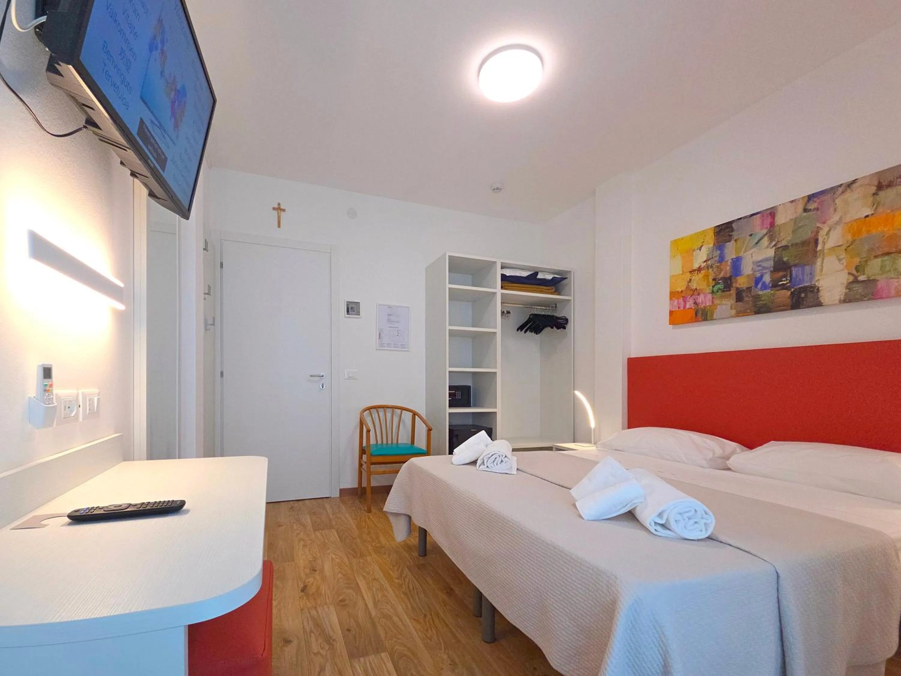 Bed in Hotel Royal Garnì