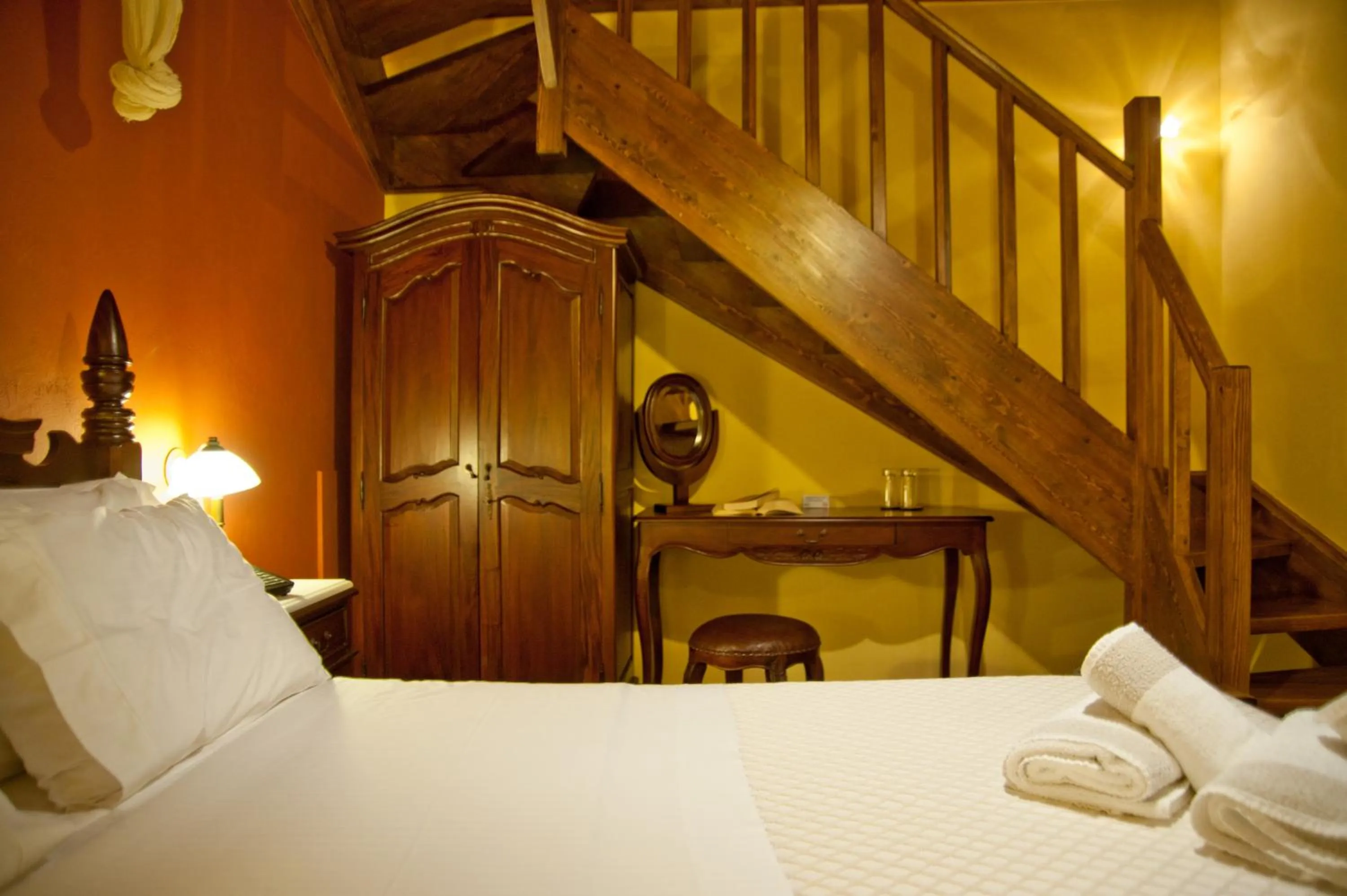 Bedroom, Bed in Archontiko Hatzipanayioti