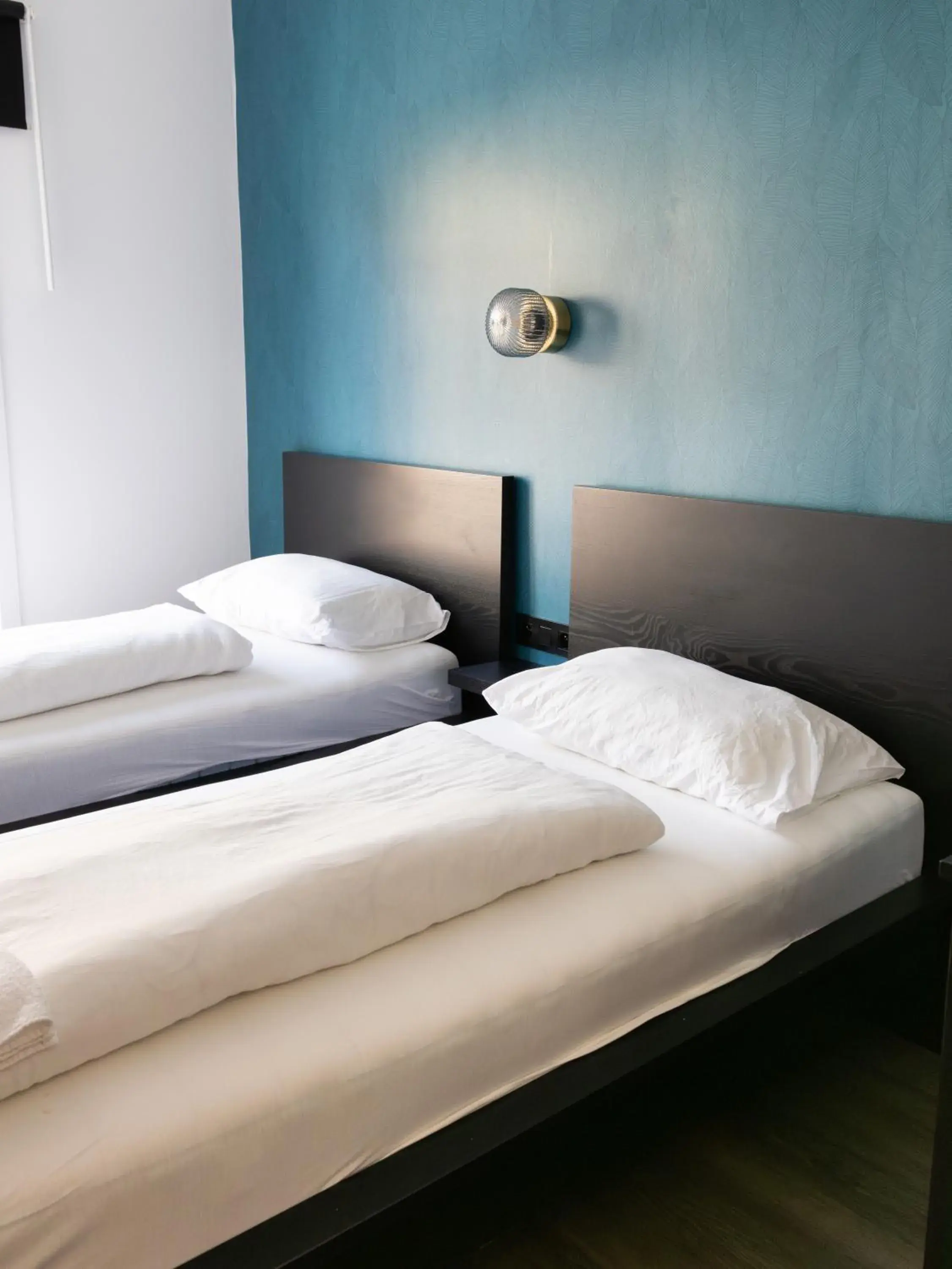 Twin Room with Shared Bathroom in St Christopher's Inn Bruges - The Bauhaus Twin Room with Shared Bathroom in St Christopher's Inn Bruges - The Bauhaus