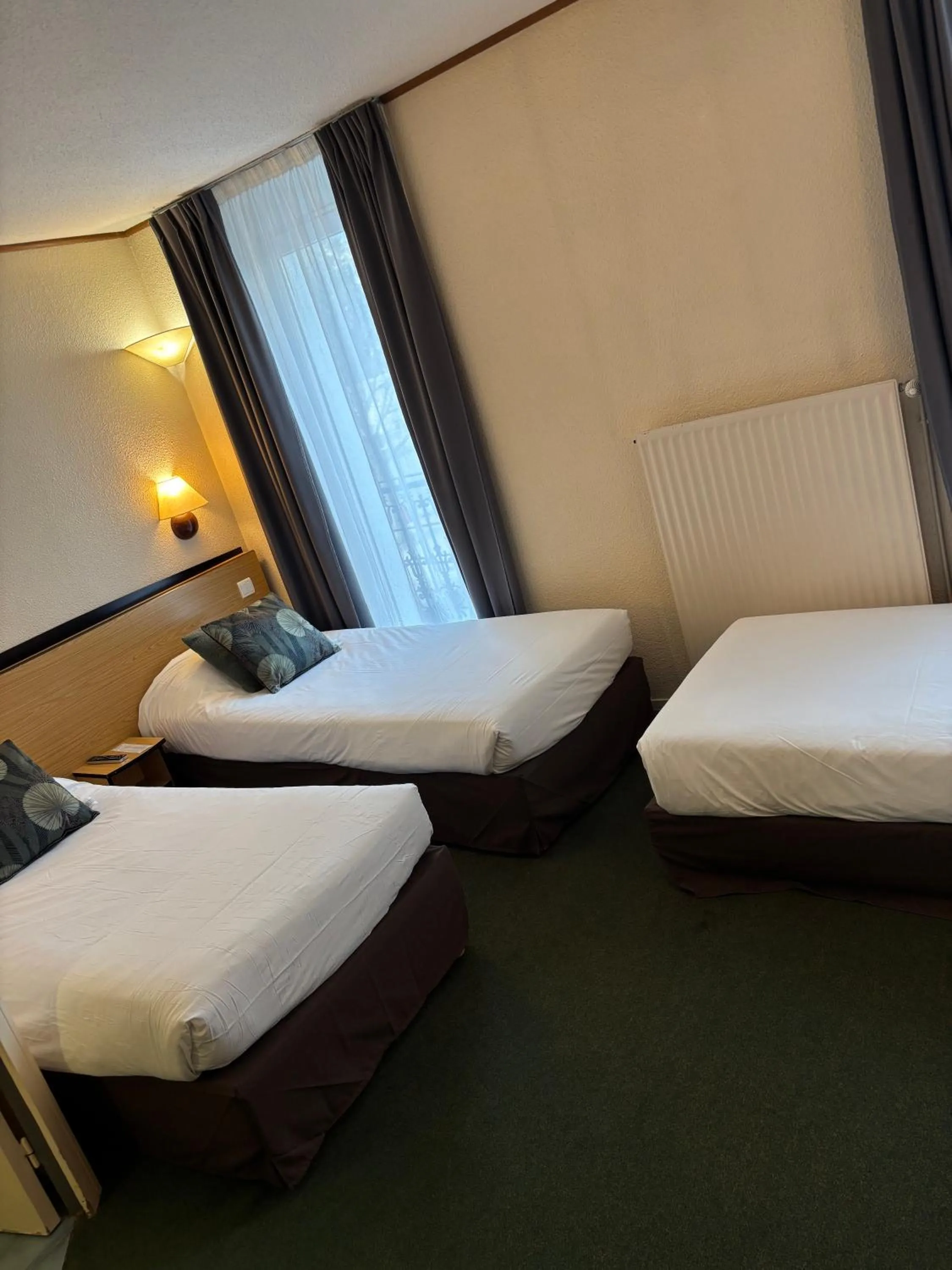 Bed in Campanile Dijon Centre - Gare