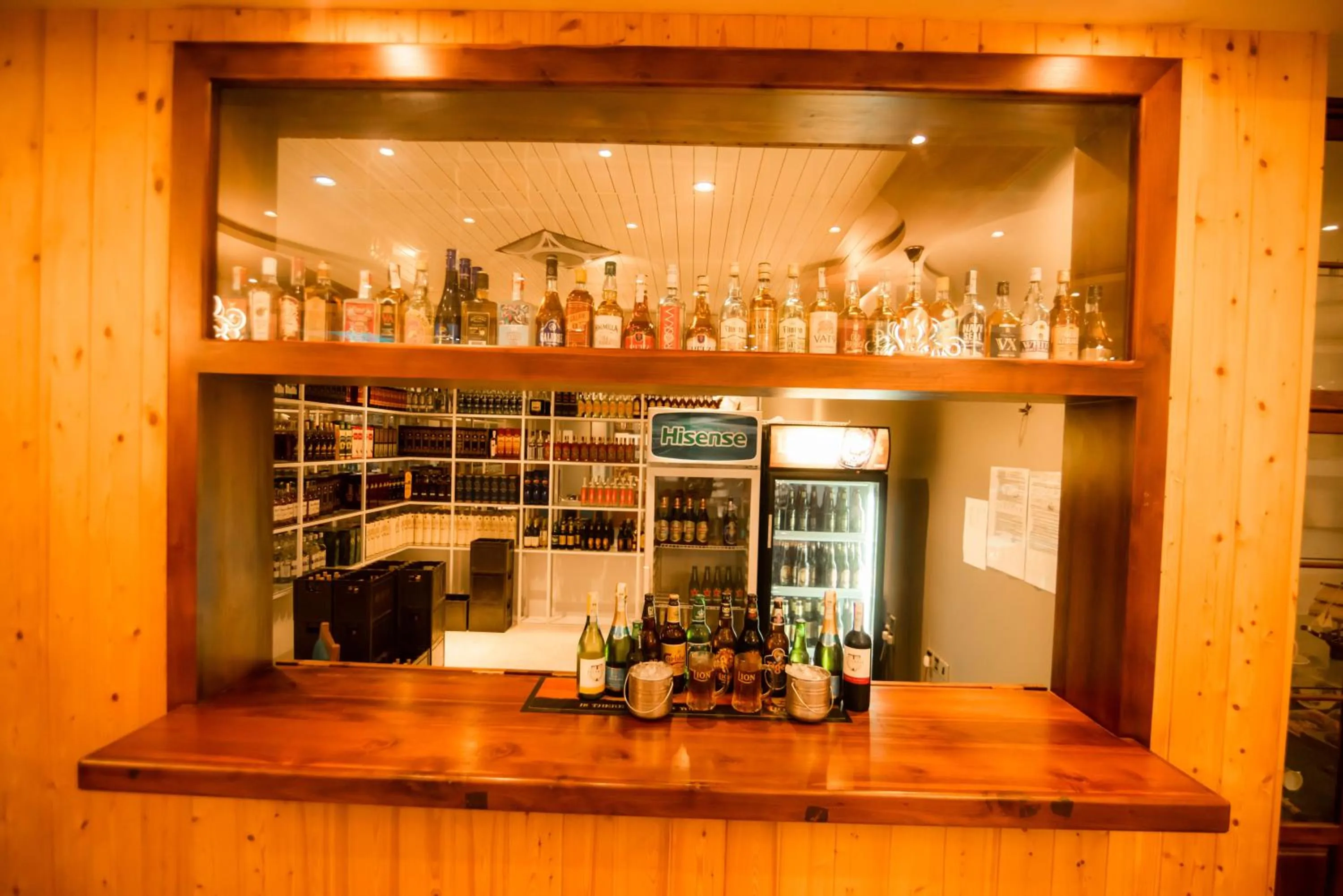 Restaurant/places to eat in Royal Reach Udawalawe