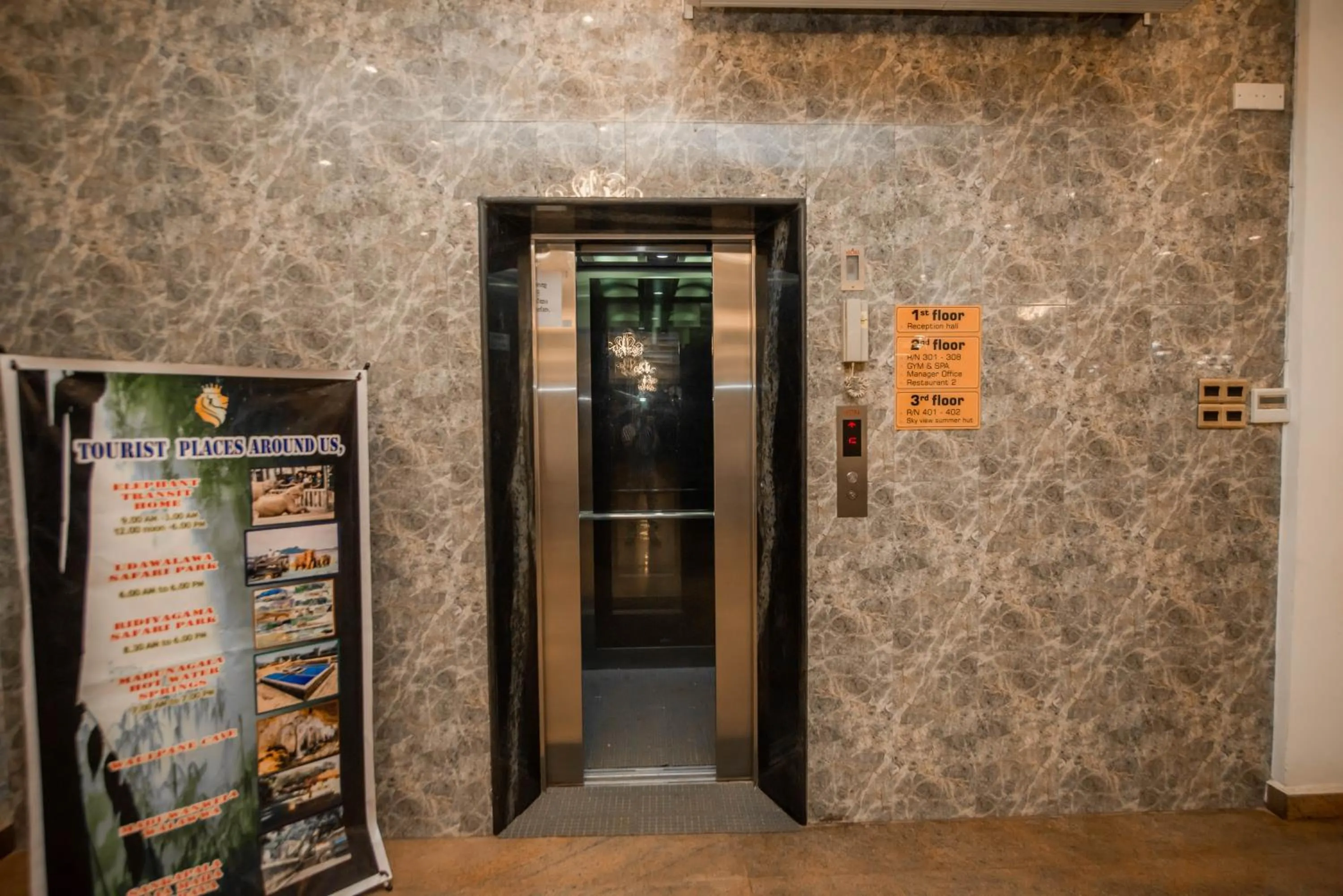 elevator in Royal Reach Udawalawe