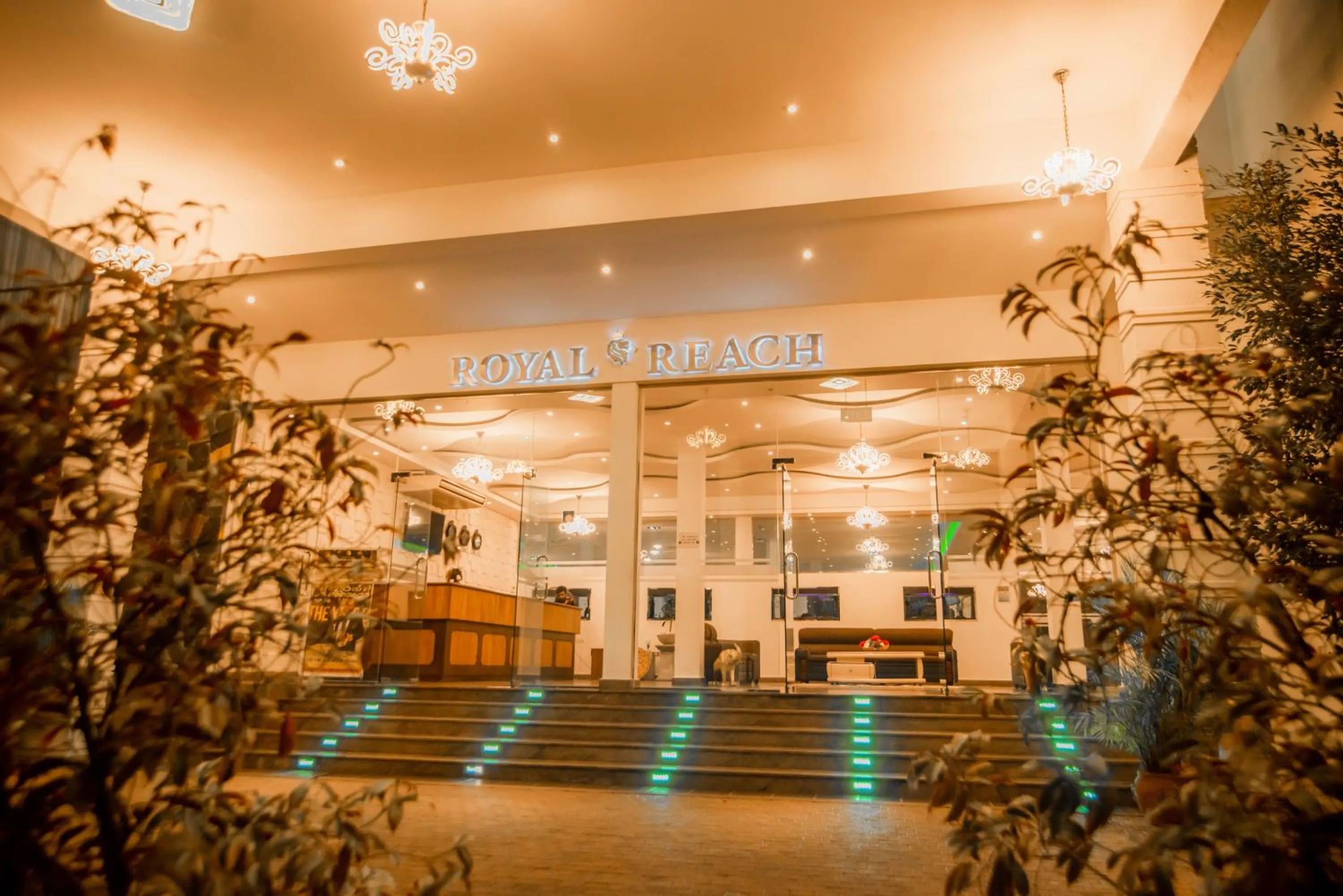 Night in Royal Reach Udawalawe