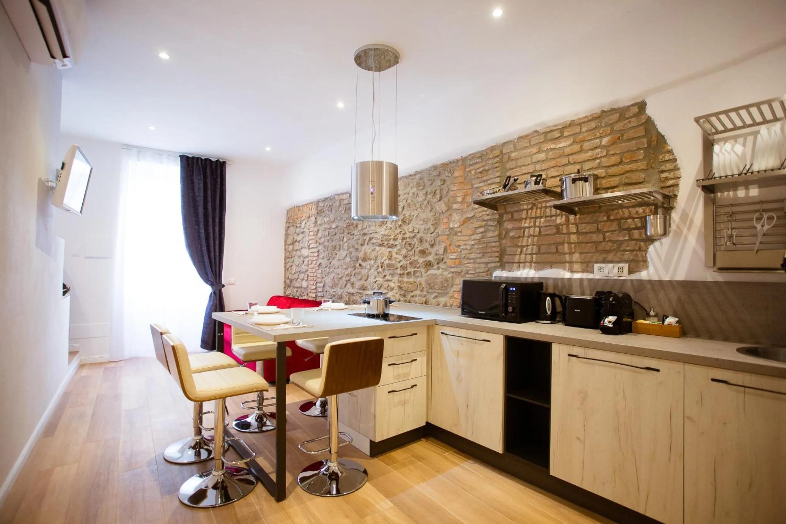 Kitchen or kitchenette in Elegant Apartments 5 terre la spezia