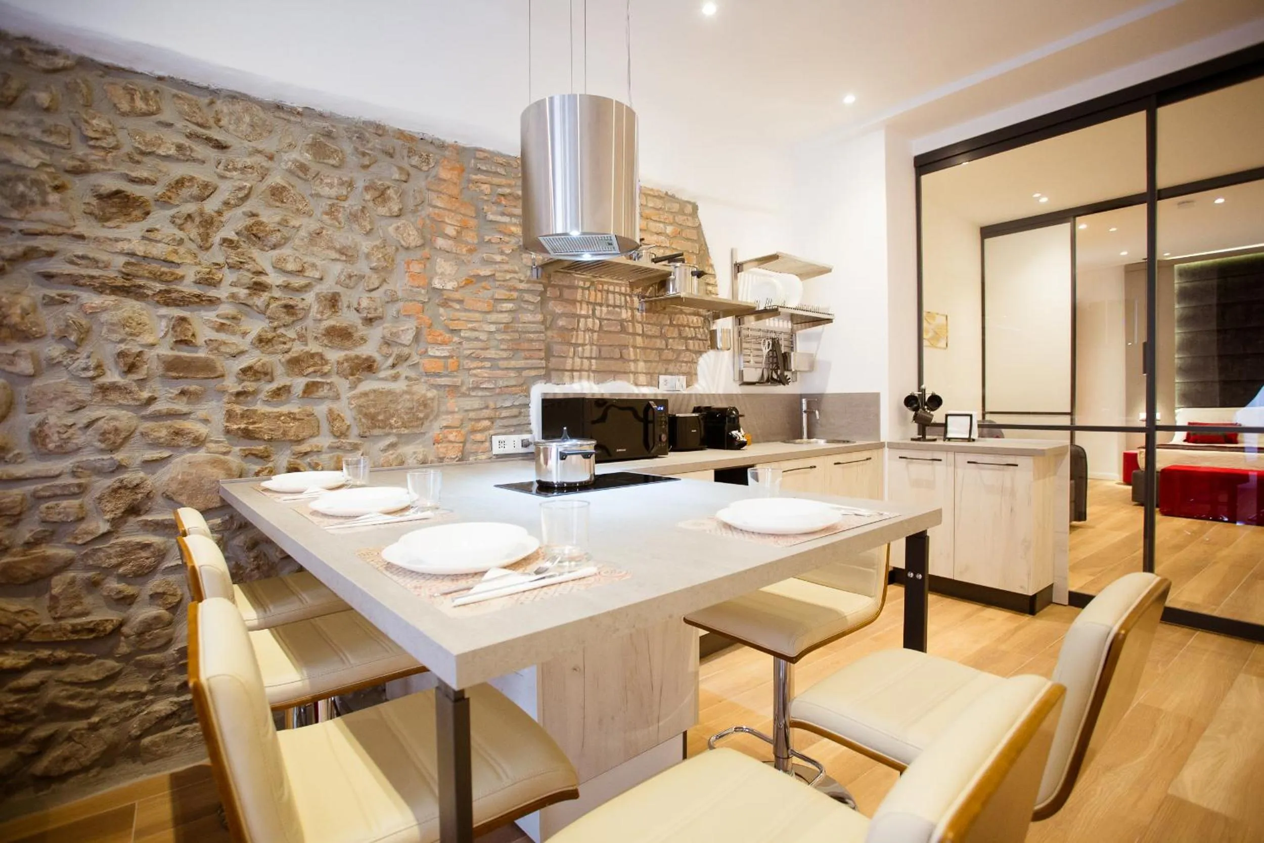 Kitchen or kitchenette in Elegant Apartments 5 terre la spezia