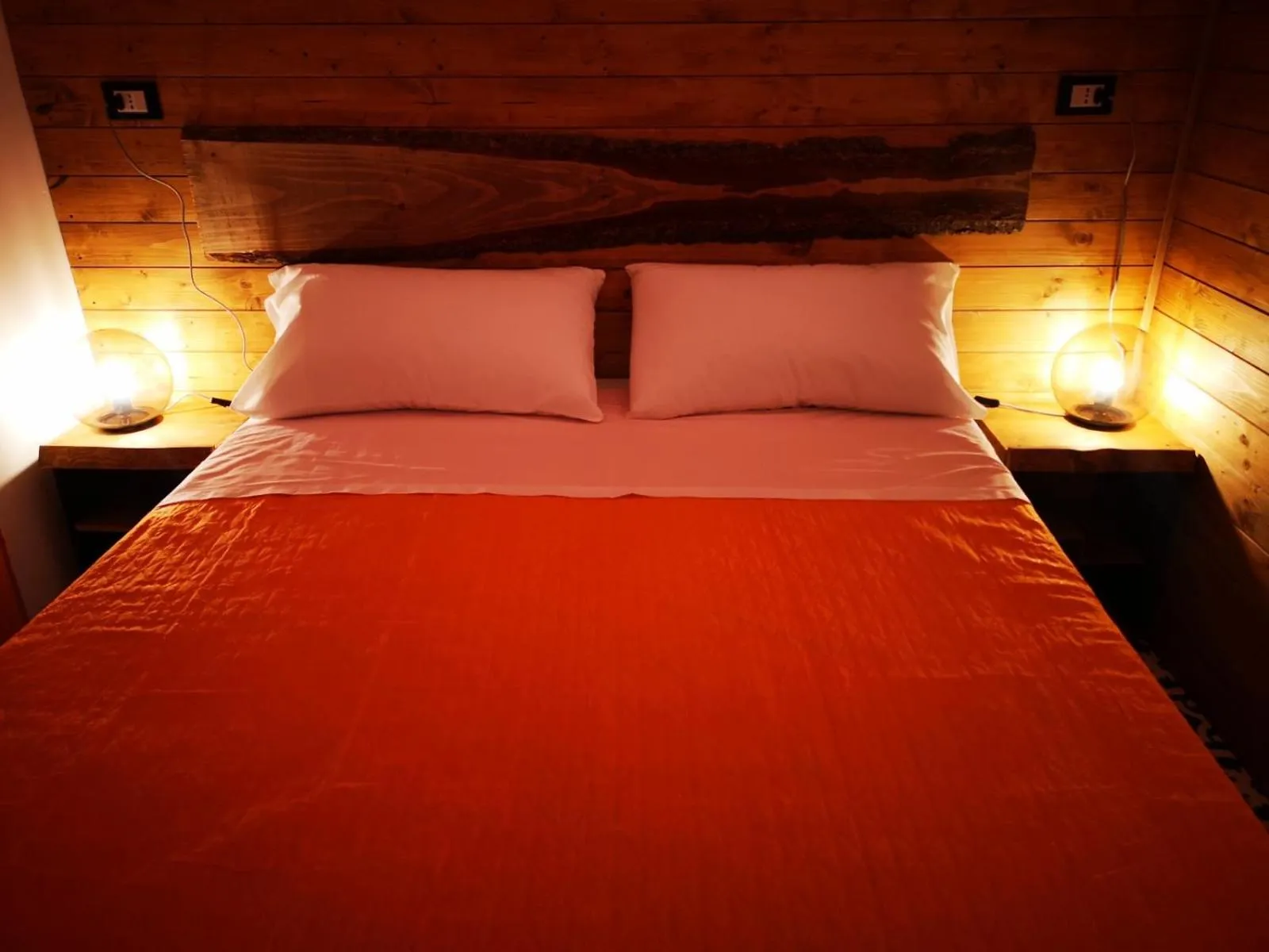 Bed in Trapani Destinations b&b