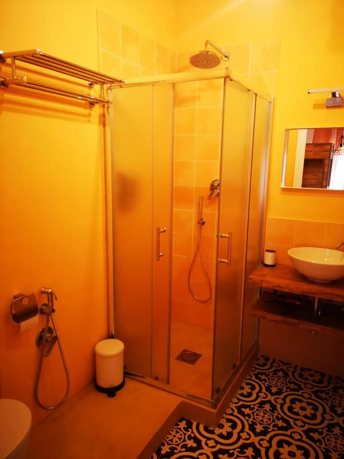 Shower in Trapani Destinations b&b