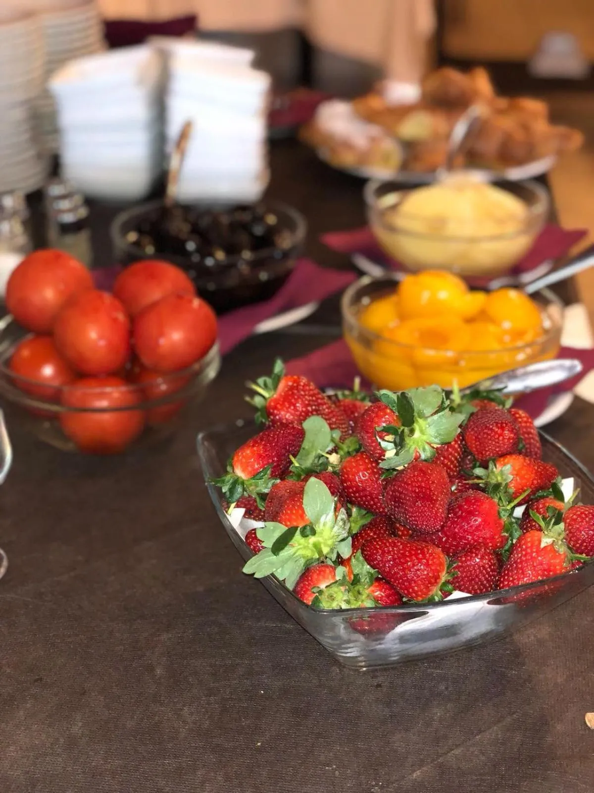 Buffet breakfast in Villa Barbarina Nature Resort