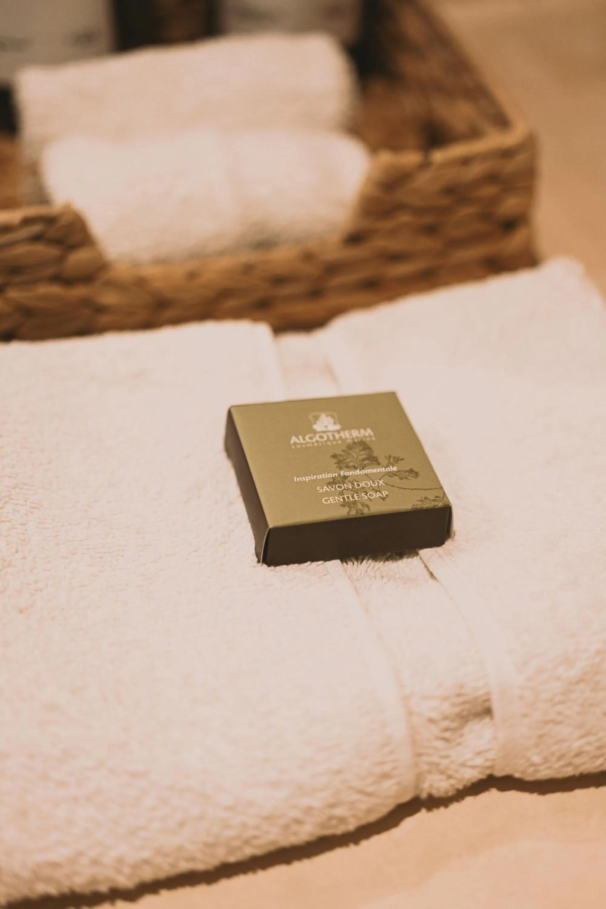 Bathroom, Bed in Zelune Luxury Lagoon Resort Bacalar - Adults Only