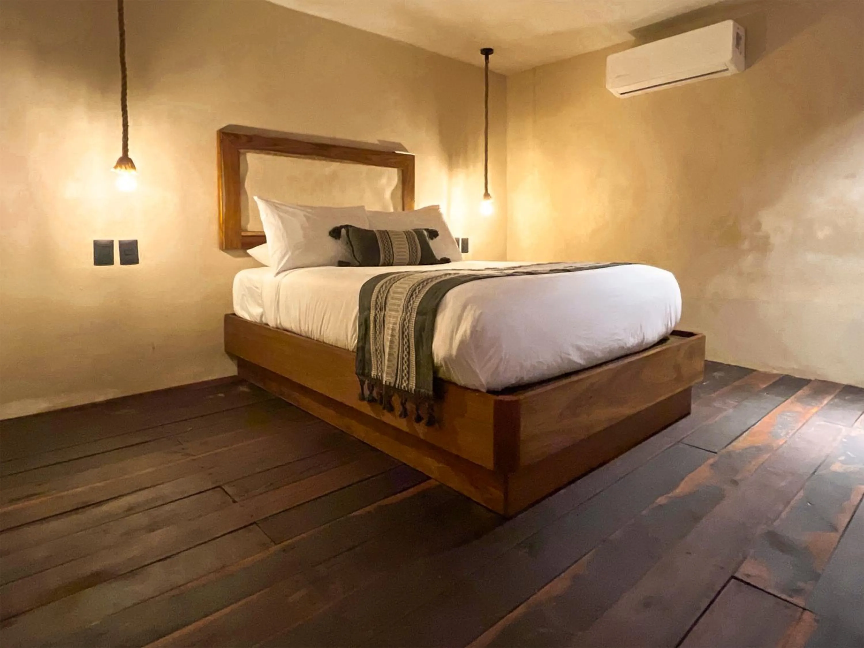 Bedroom, Bed in Zelune Luxury Lagoon Resort Bacalar - Adults Only