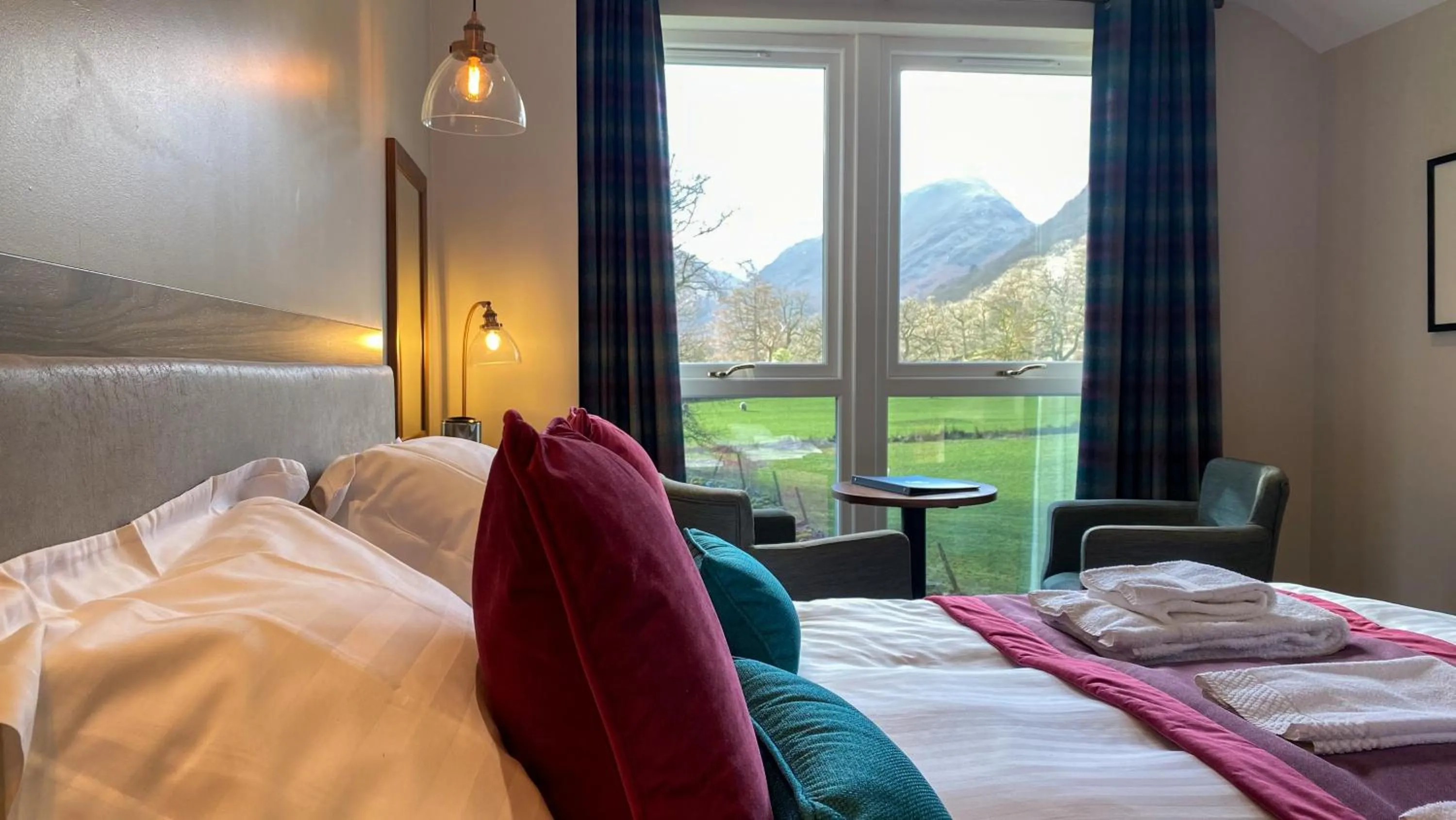 Bedroom, Bed in Glaramara Hotel