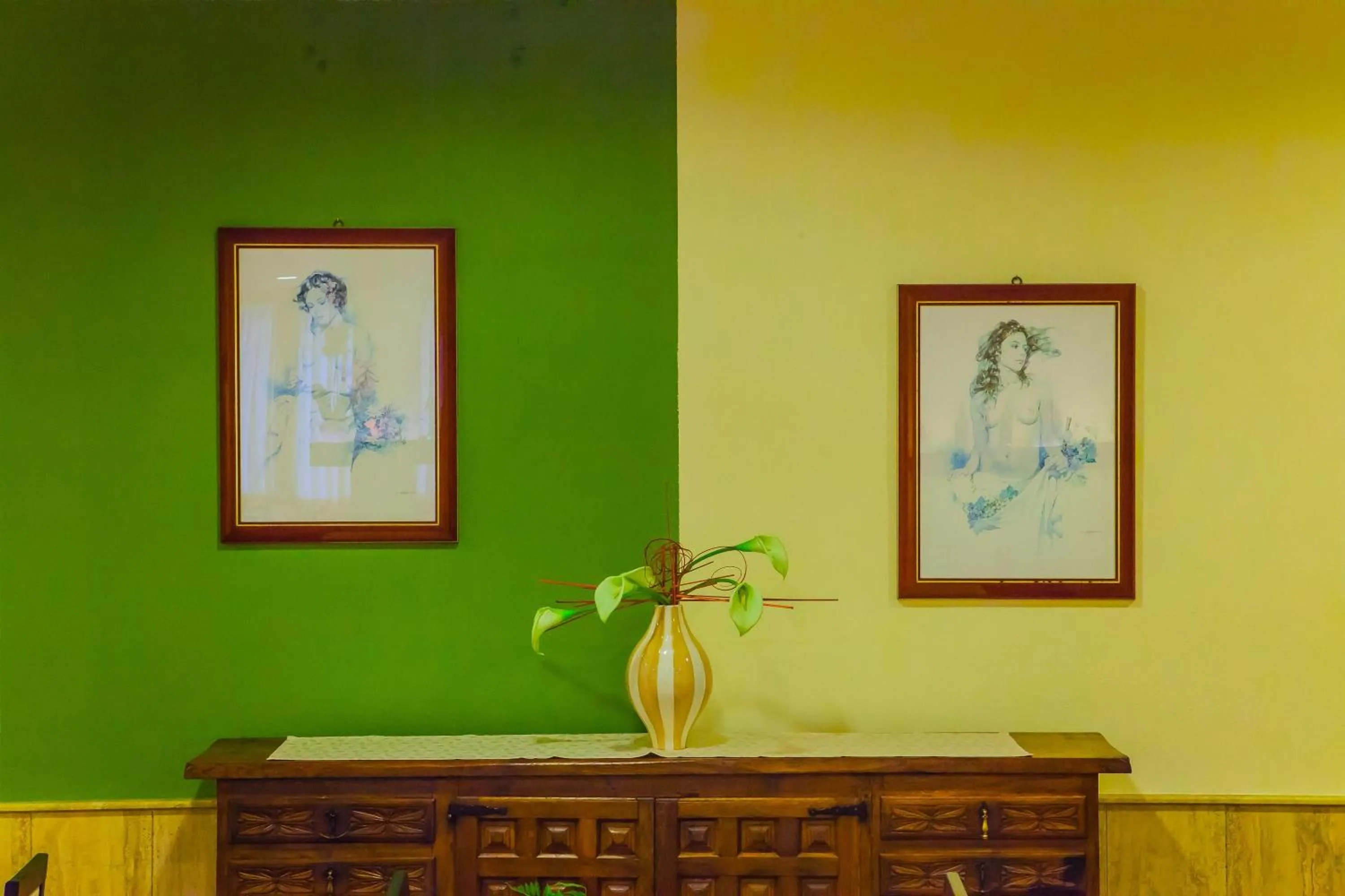 Restaurant/places to eat in Hotel Quadrifoglio