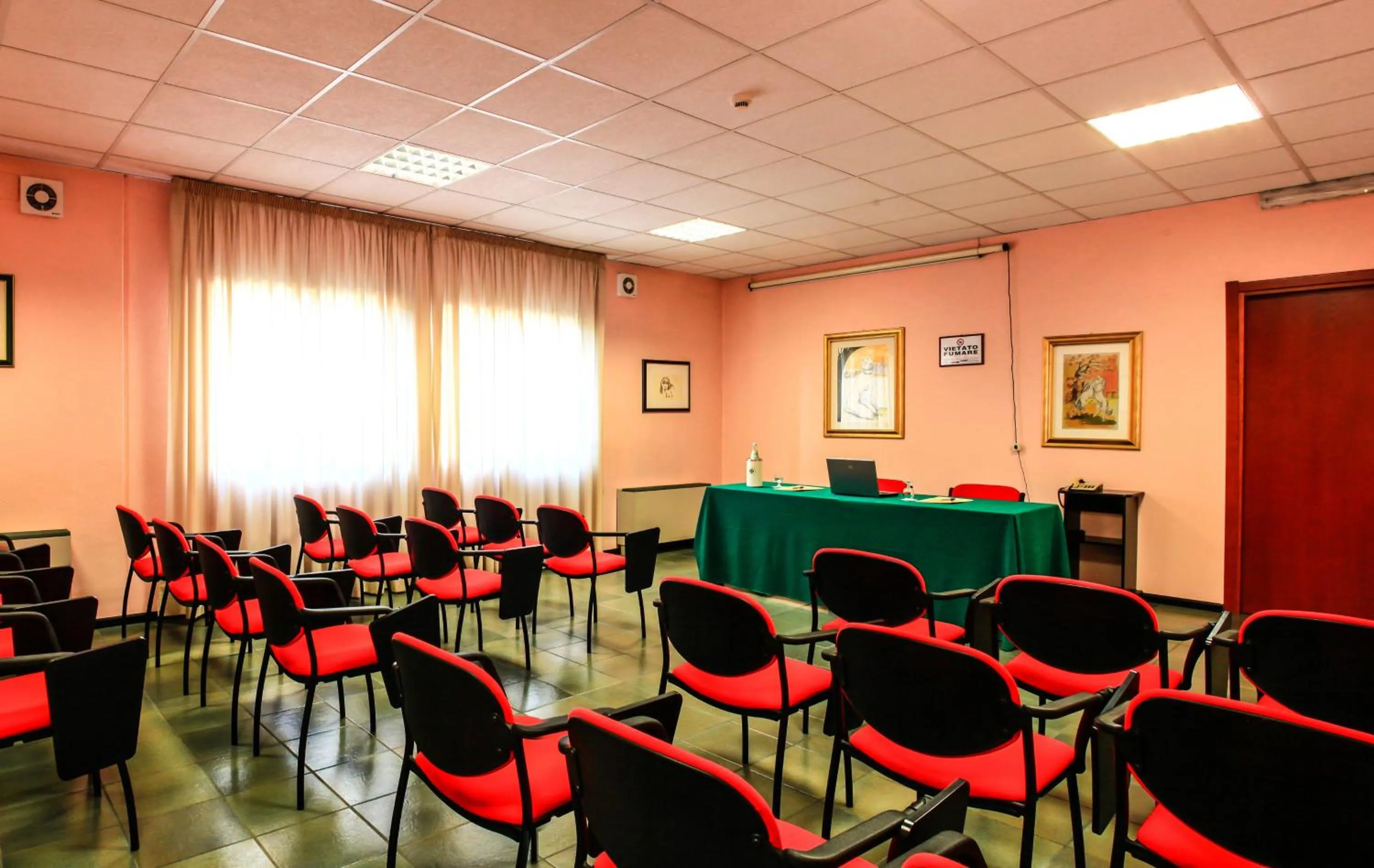 Business facilities in Hotel Quadrifoglio