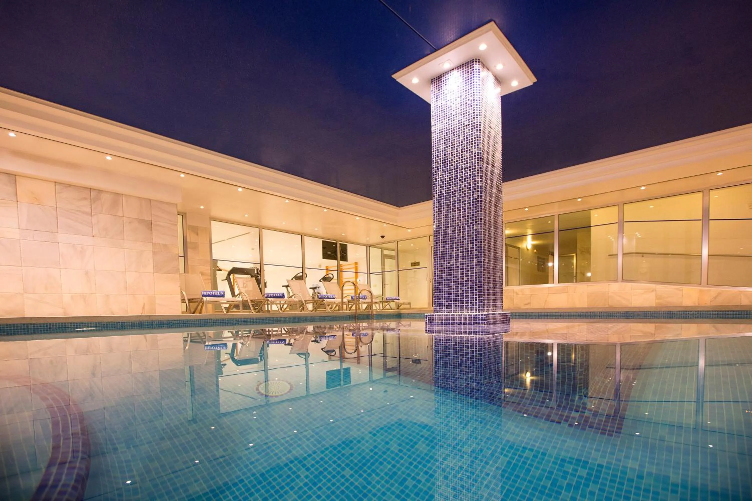 Swimming pool in Hipotels Sherry Park