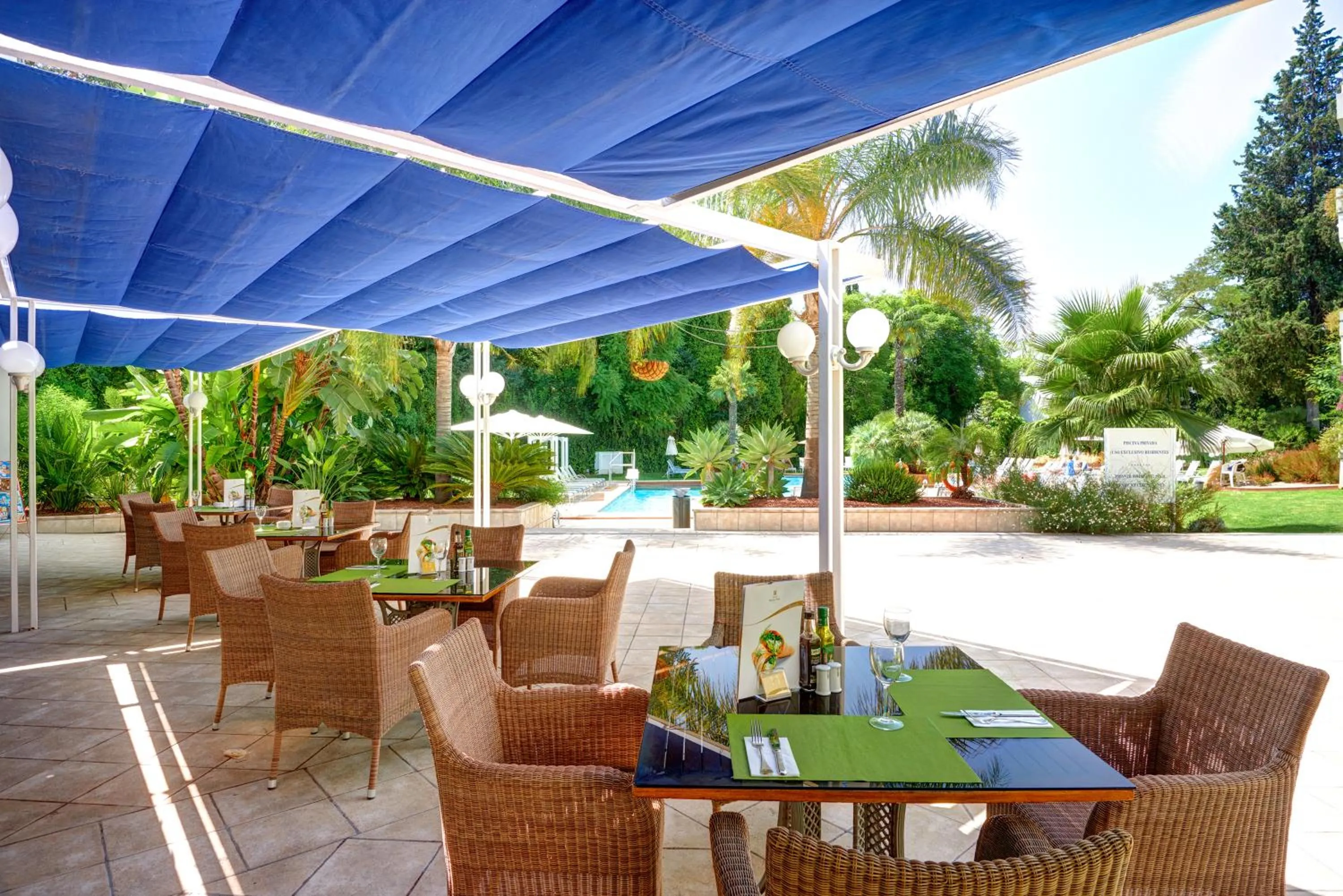 Restaurant/places to eat in Hipotels Sherry Park