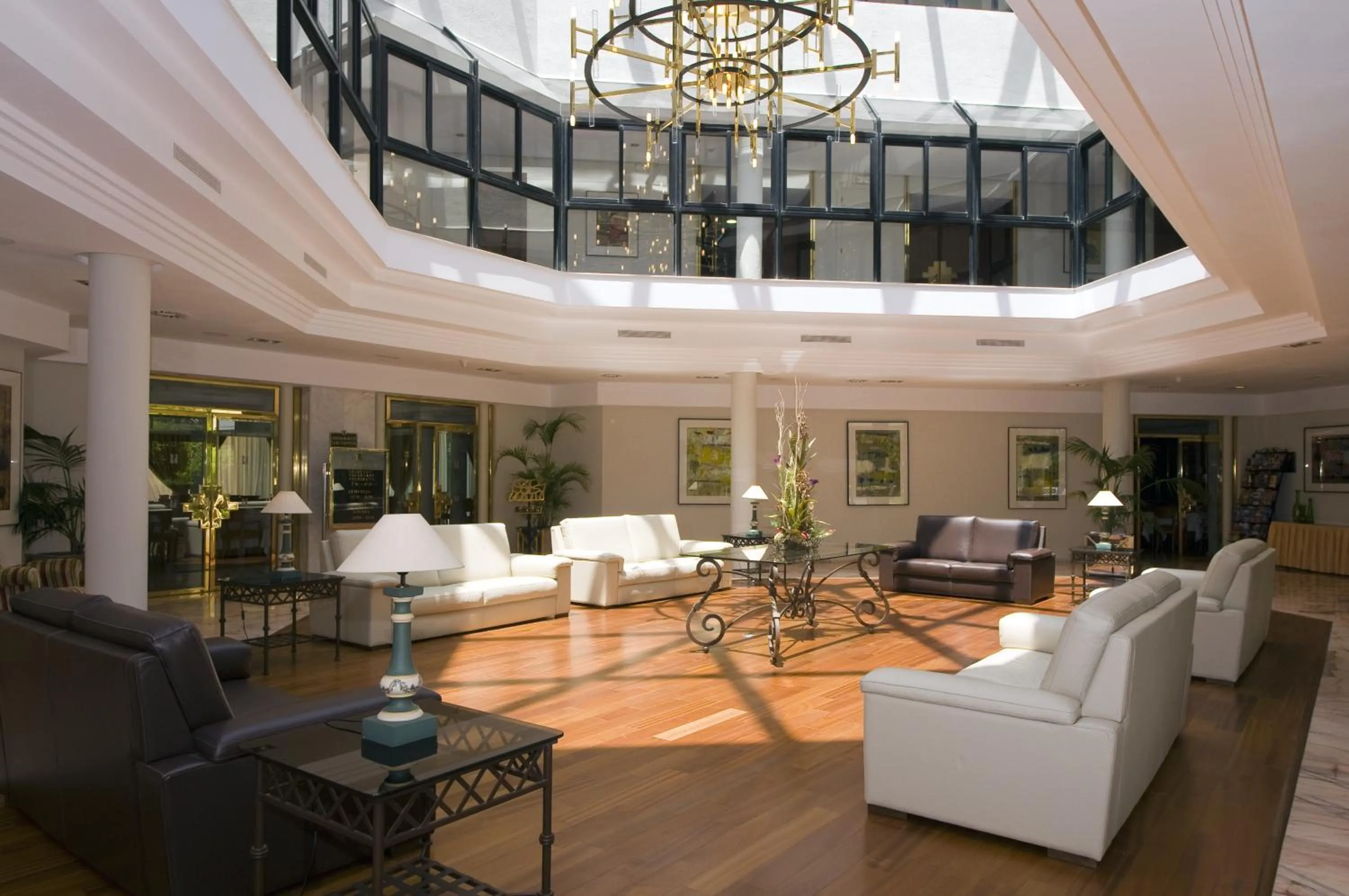 Lobby or reception in Hipotels Sherry Park