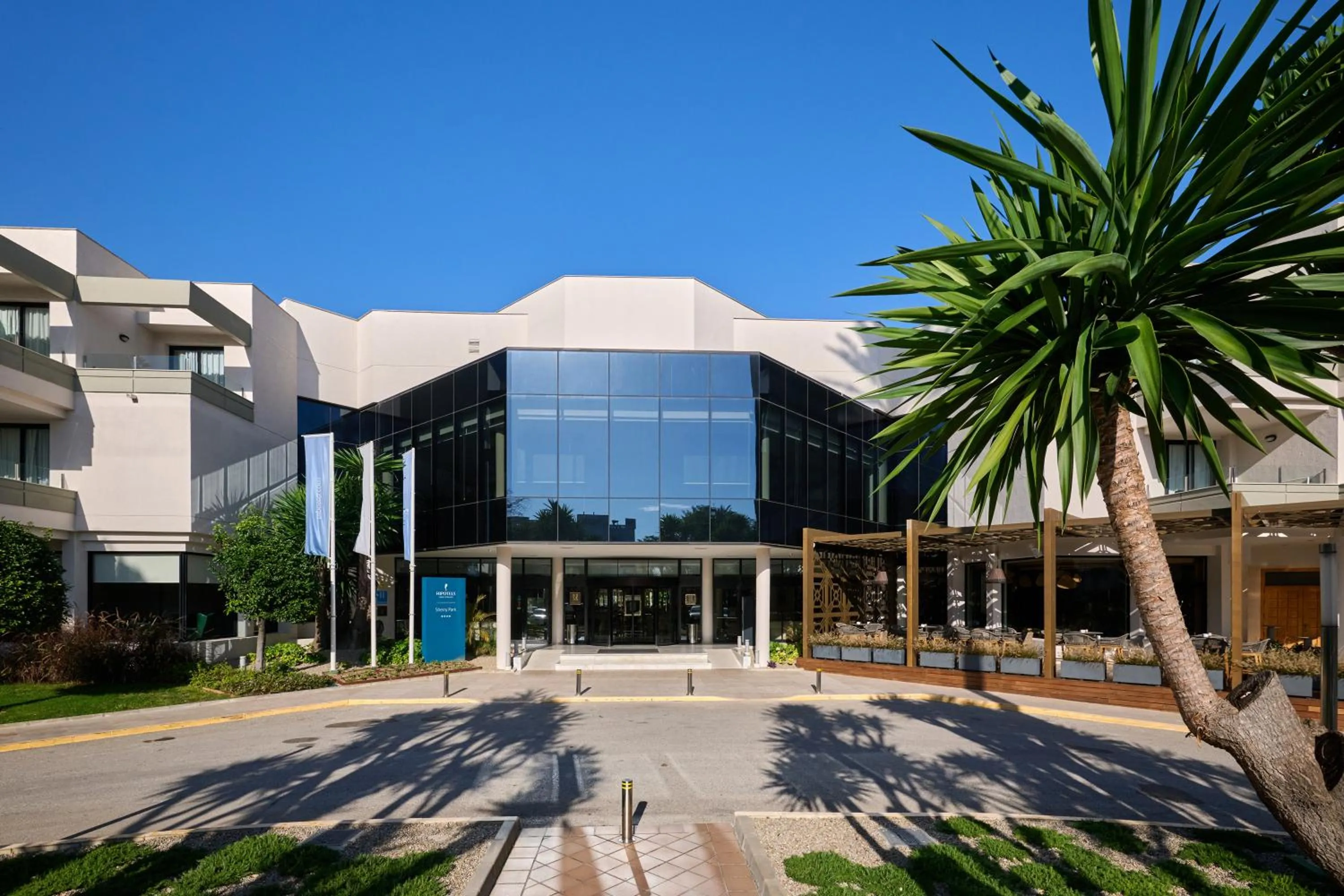 Facade/entrance in Hipotels Sherry Park
