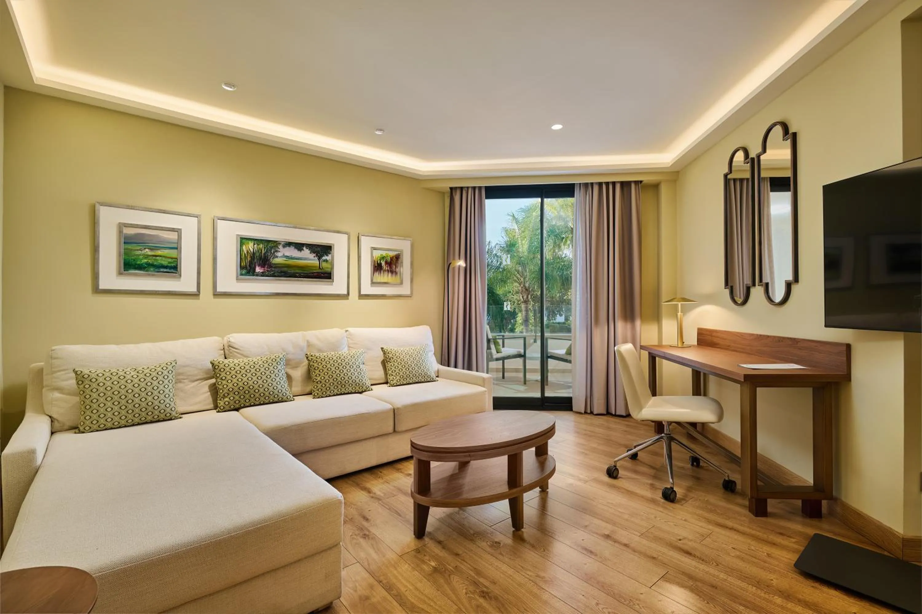 TV and multimedia, Bed in Hipotels Sherry Park