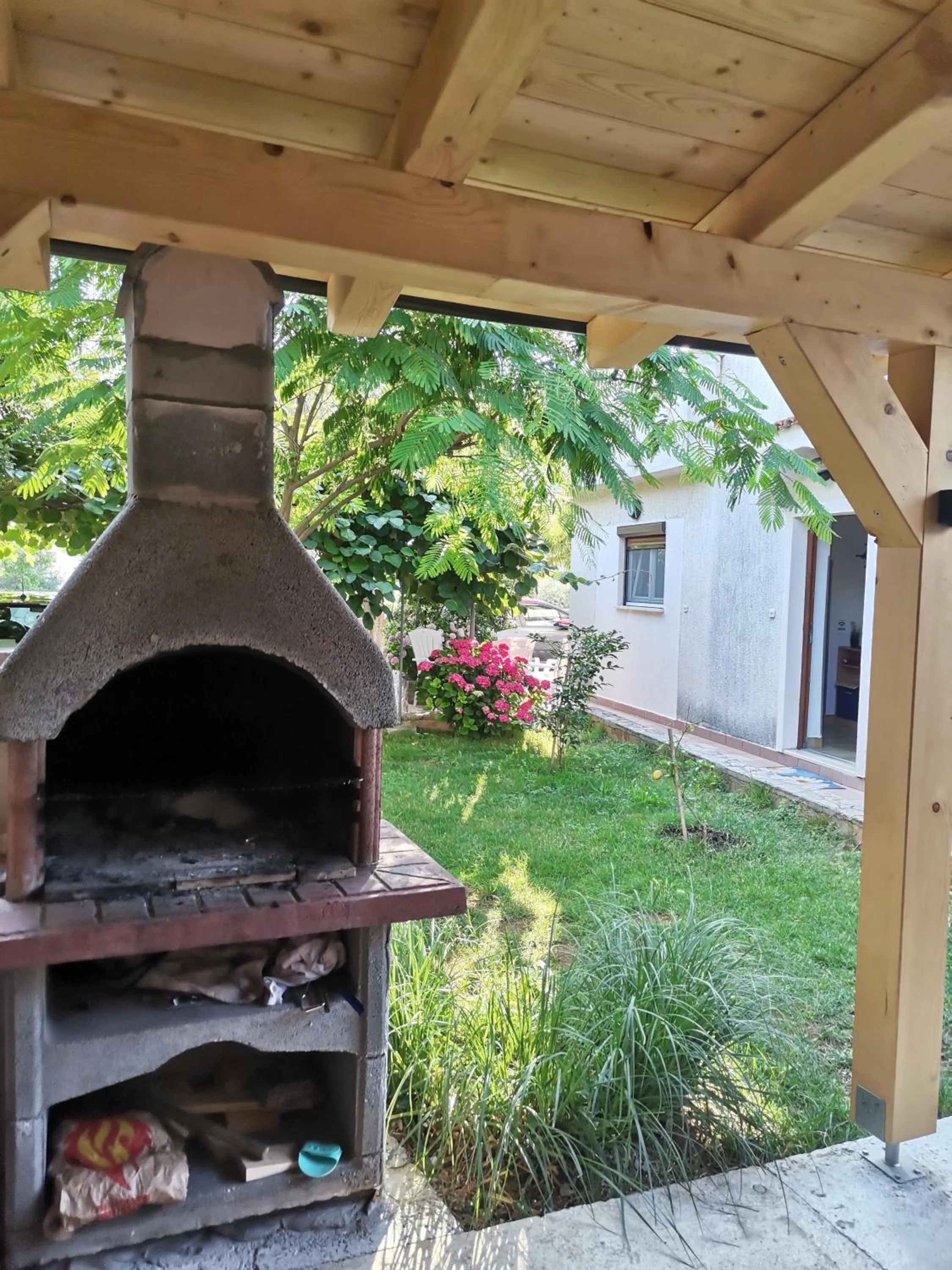 BBQ facilities in Apartments Jessica