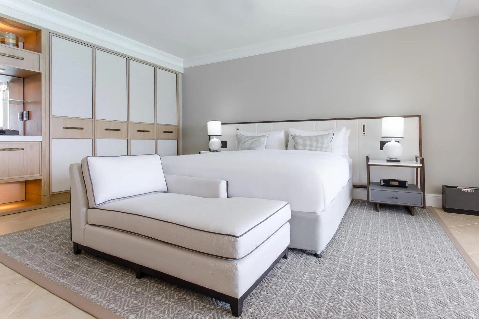 Bed in Fairmont Royal Pavilion Barbados Resort